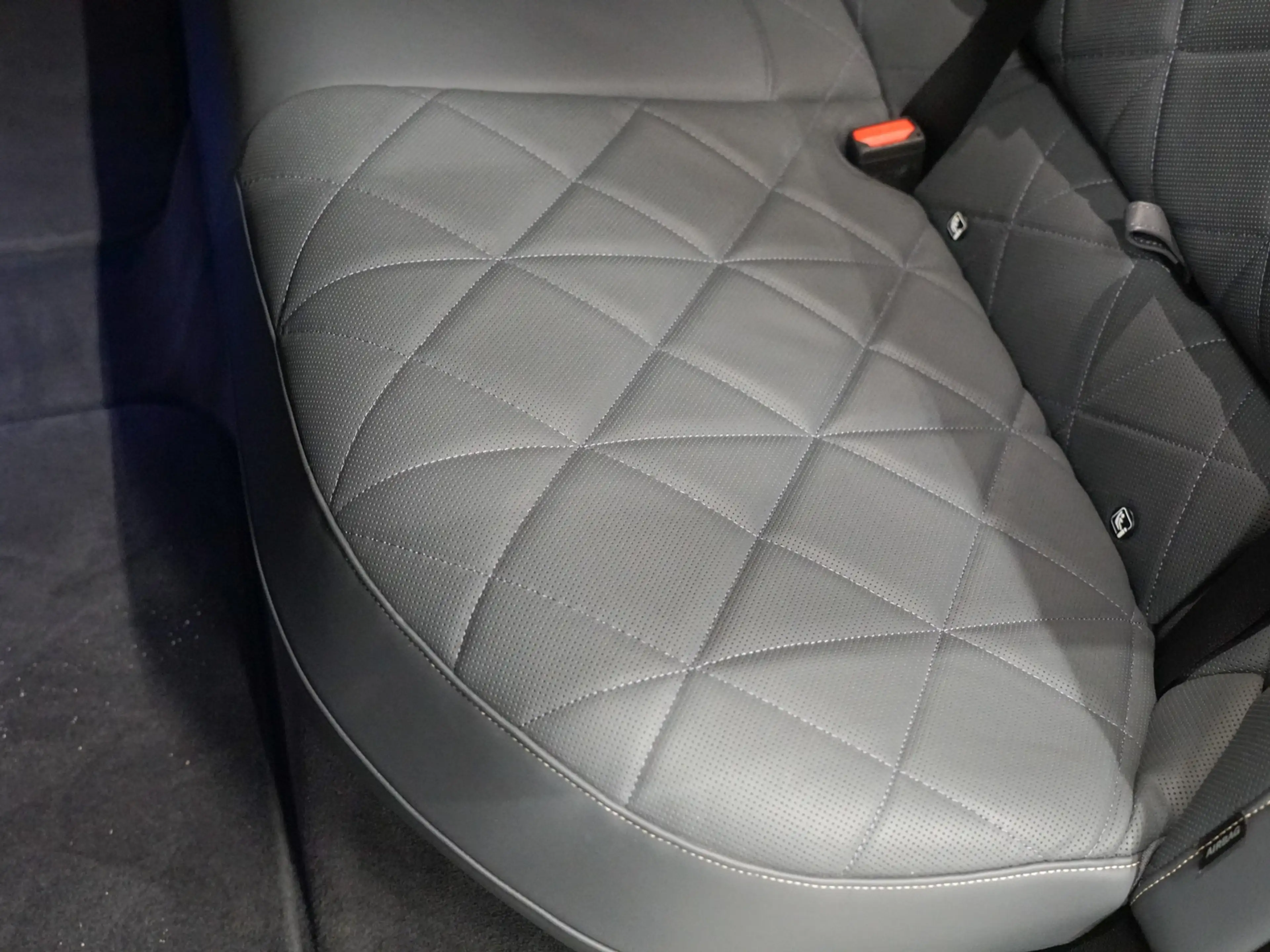 BMW iX xDrive50 112 kWh Skylounge | CoPilot | Stoelventil — photo 35