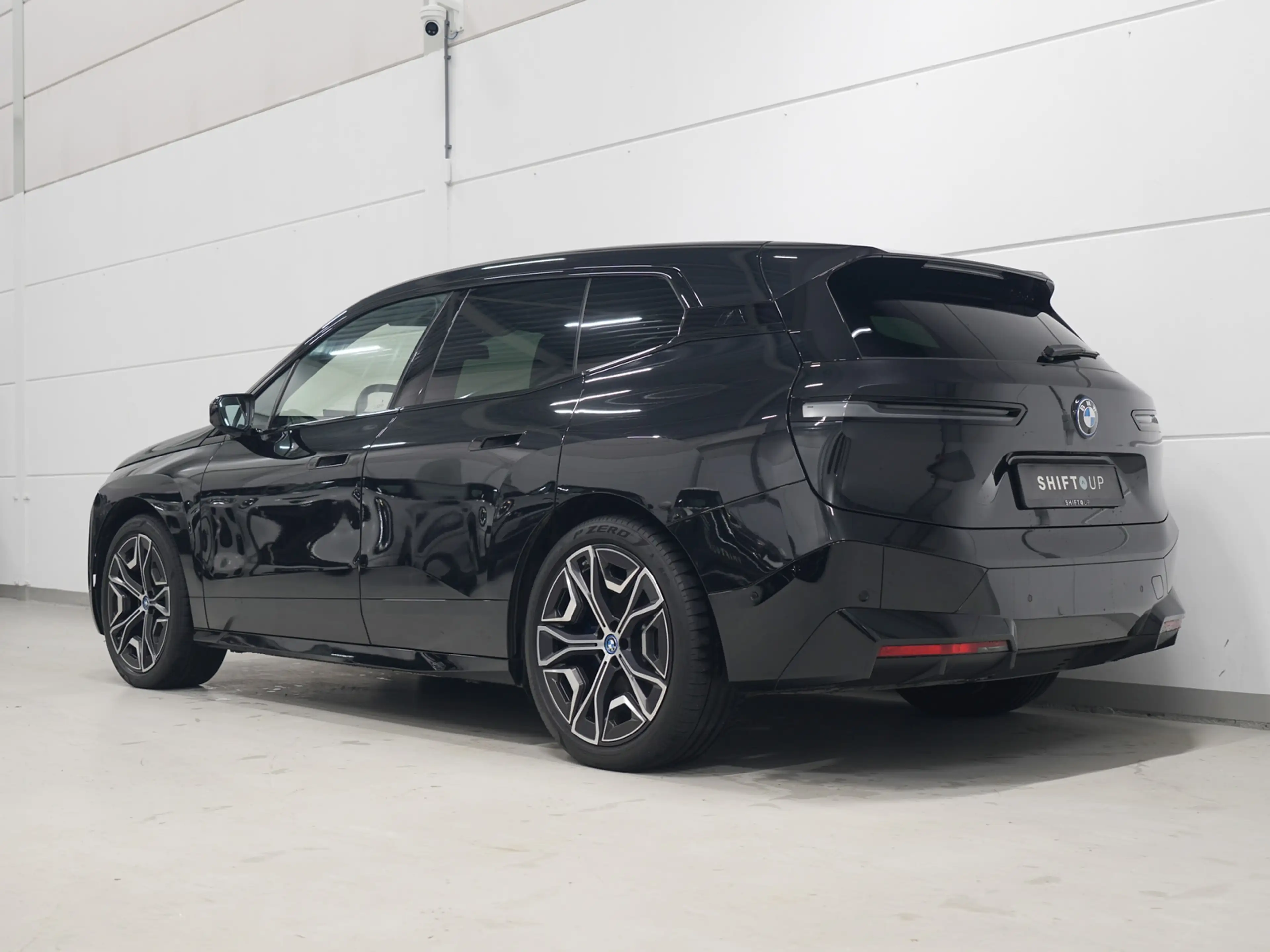 BMW iX xDrive50 112 kWh Skylounge | CoPilot | Stoelventil — photo 7