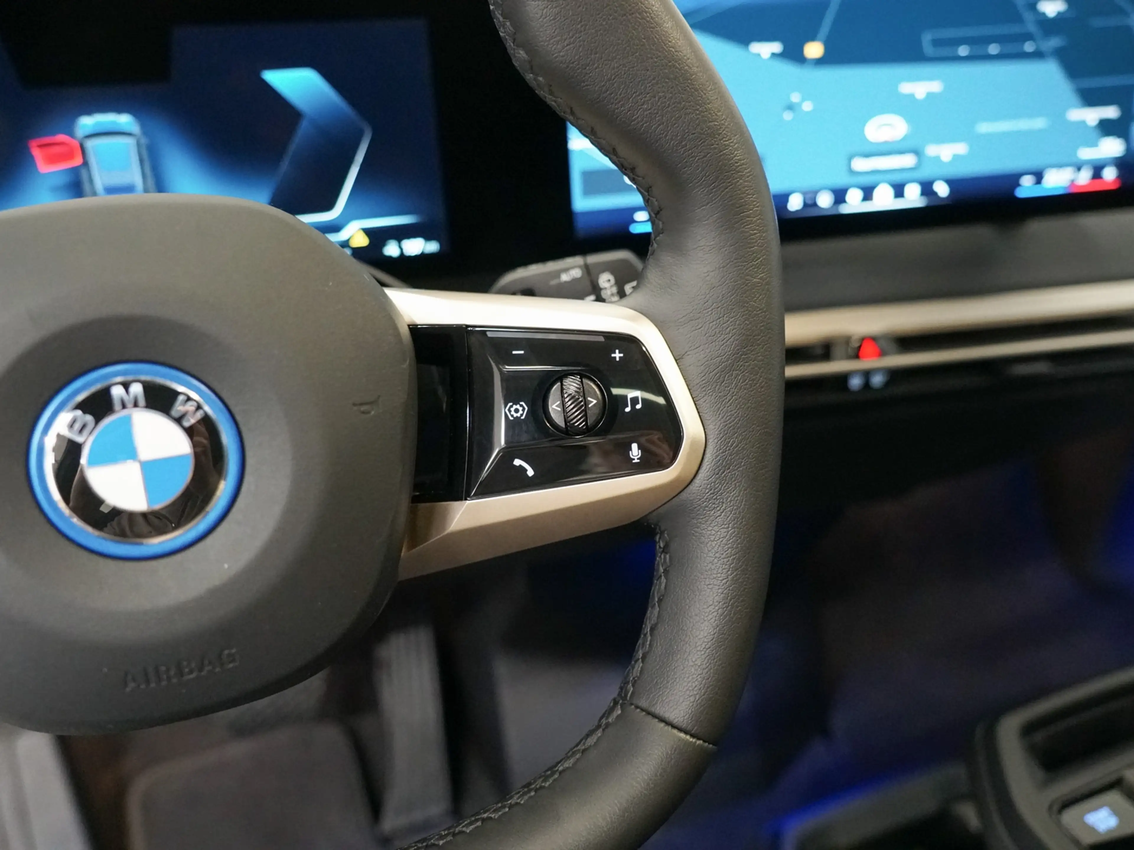 BMW iX xDrive50 112 kWh Skylounge | CoPilot | Stoelventil — photo 48