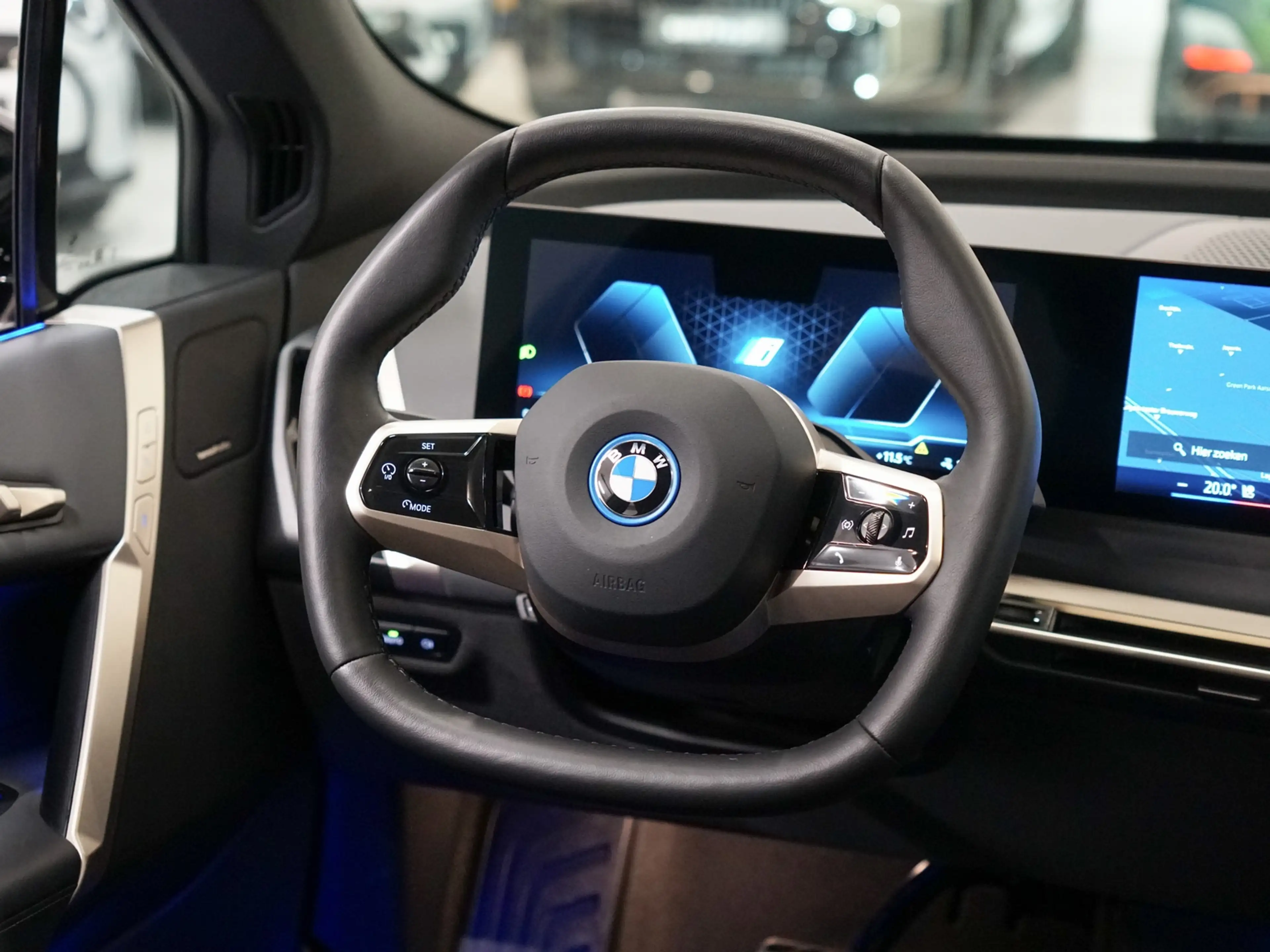 BMW iX xDrive50 112 kWh Skylounge | CoPilot | Stoelventil — photo 45