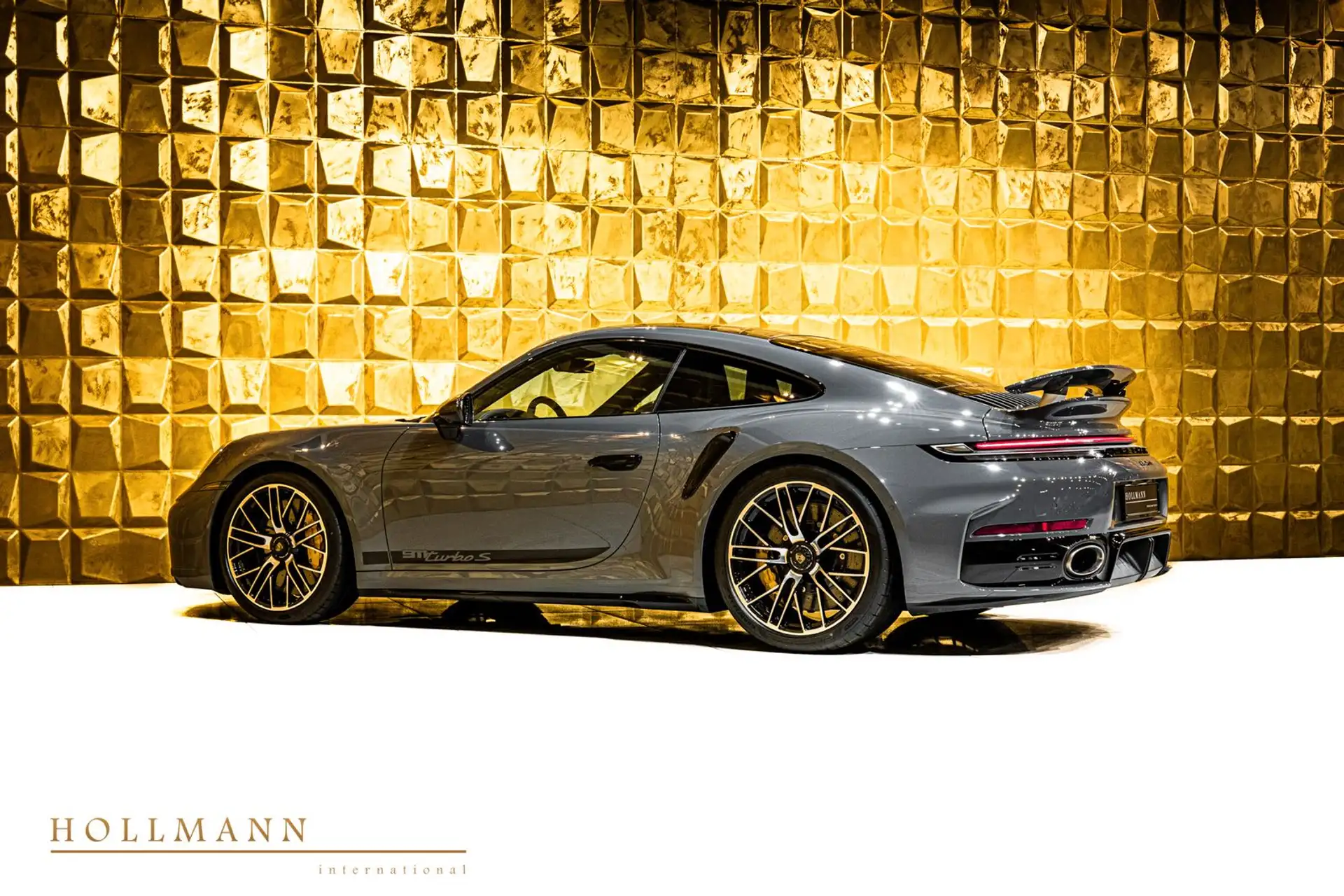 포르쉐 911 Turbo S Coupe 2026 회색 사진 7