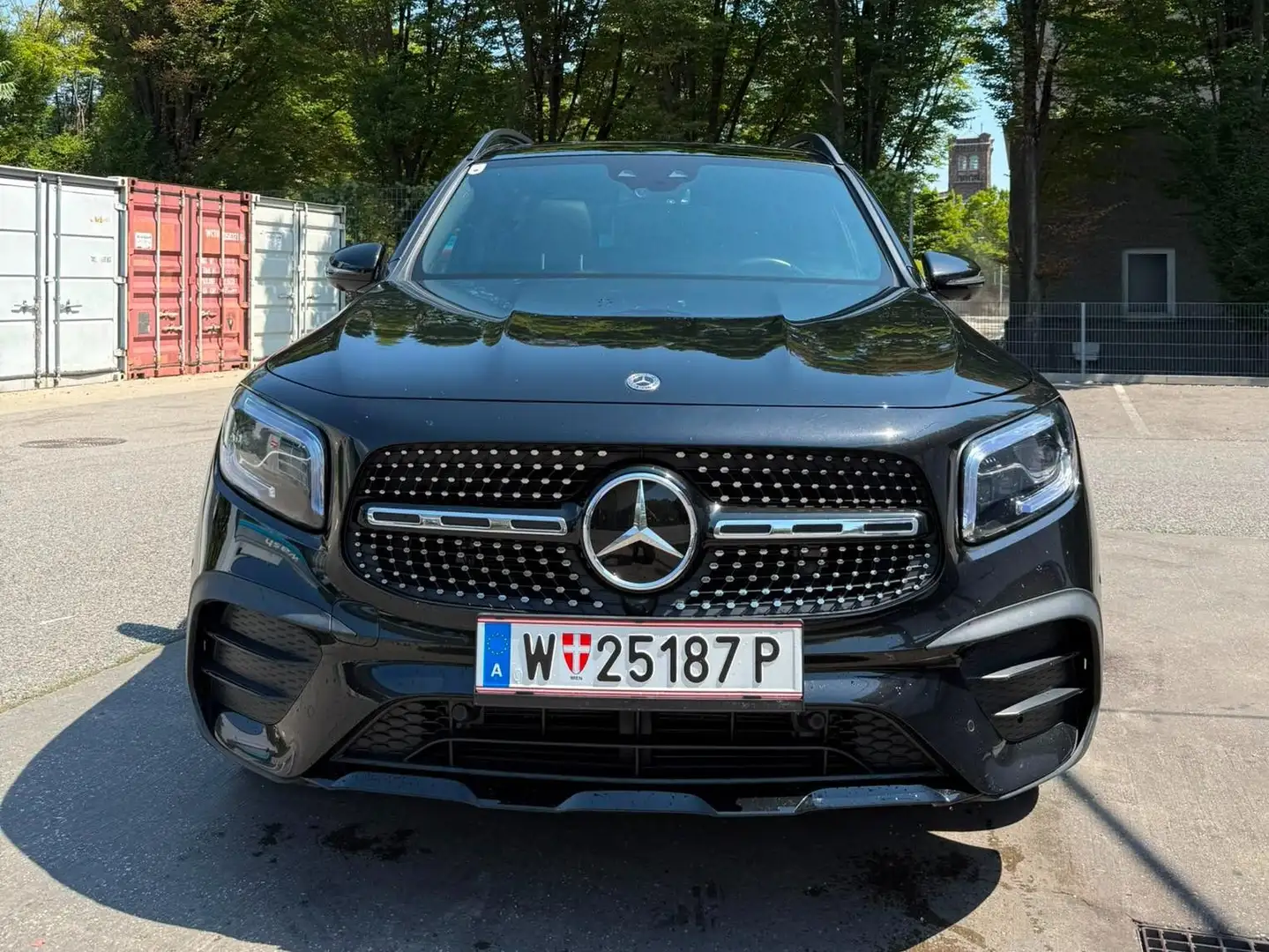 Mercedes-Benz GLB 200 GLB 200 d - AMG Line Schwarz - 1