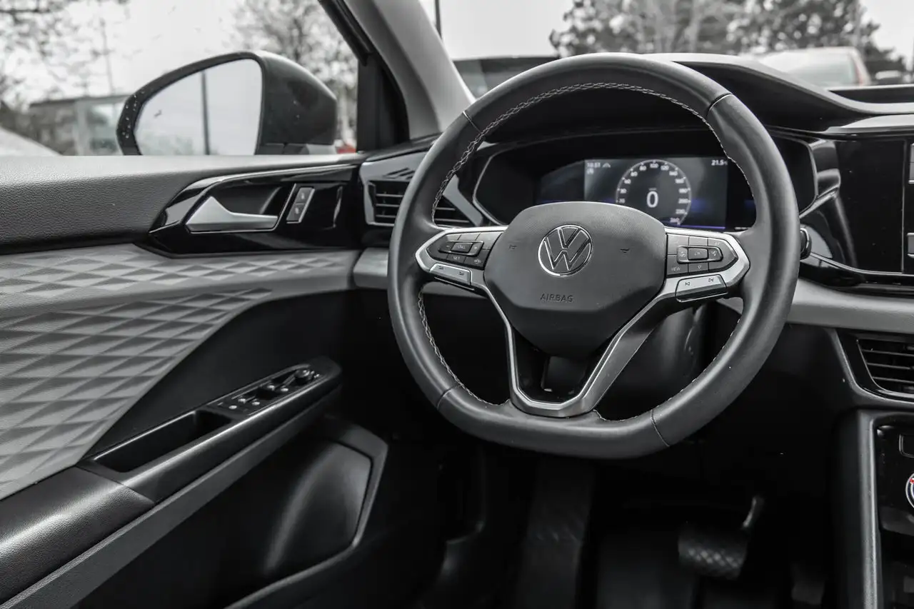 Volkswagen Taos снимка Volkswagen Taos