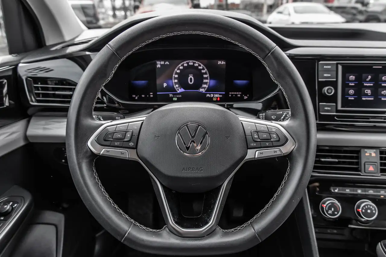 Volkswagen Taos снимка Volkswagen Taos
