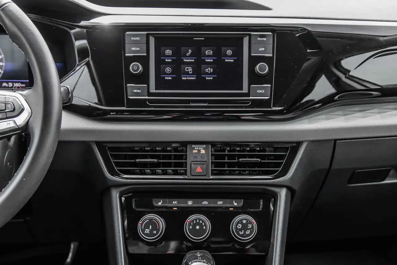 Volkswagen Taos снимка Volkswagen Taos
