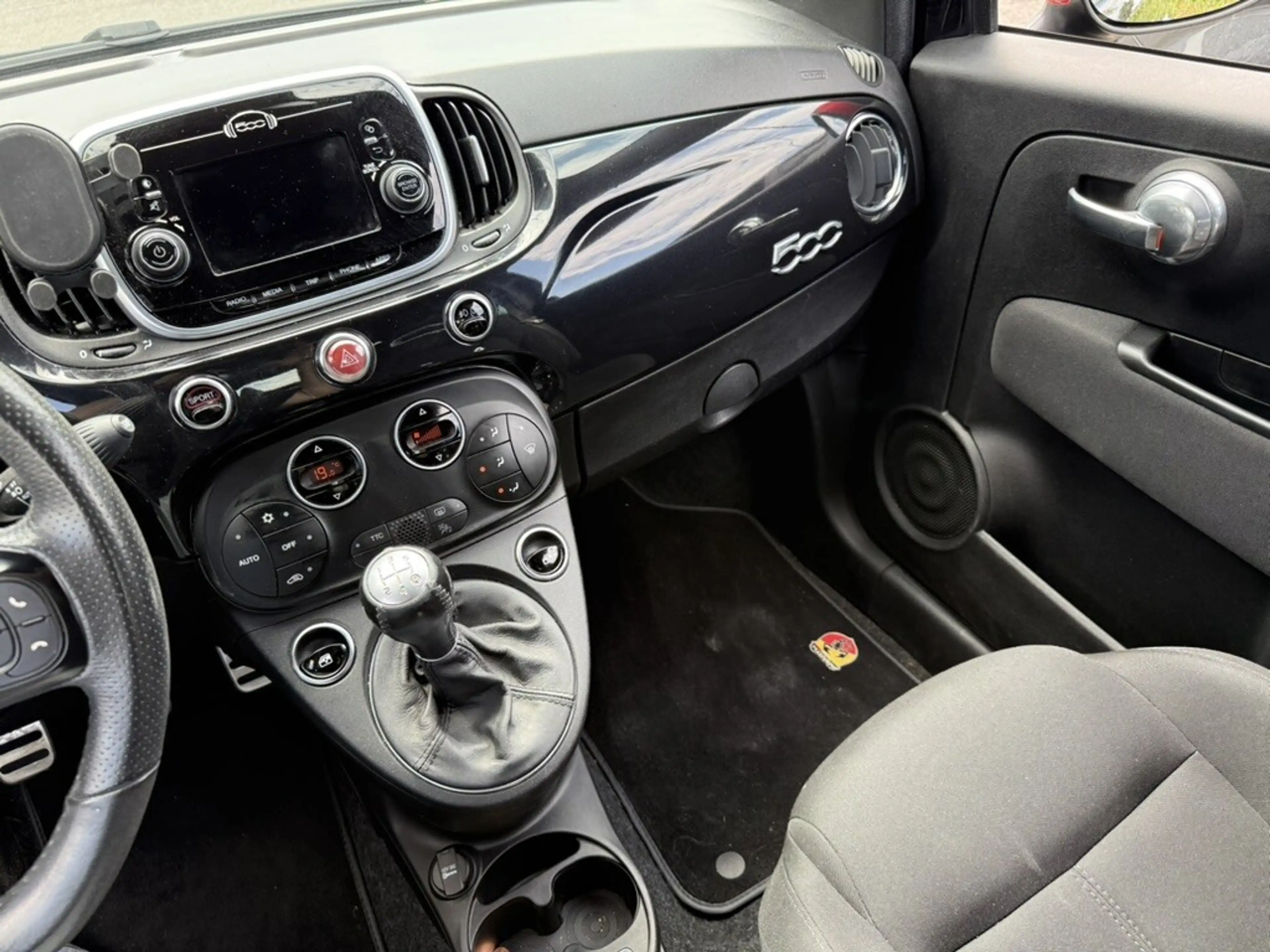 Abarth 595C Abarth 595C — photo 13