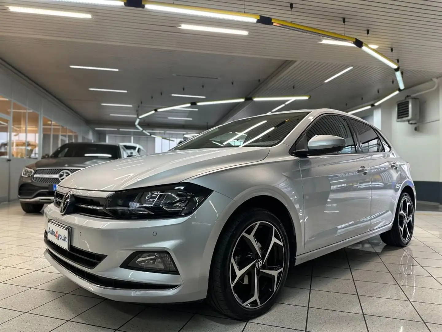 Volkswagen Polo 1.0 TSI DSG 5p. Sport - UNI PROP - NEOPAT Silber - 2