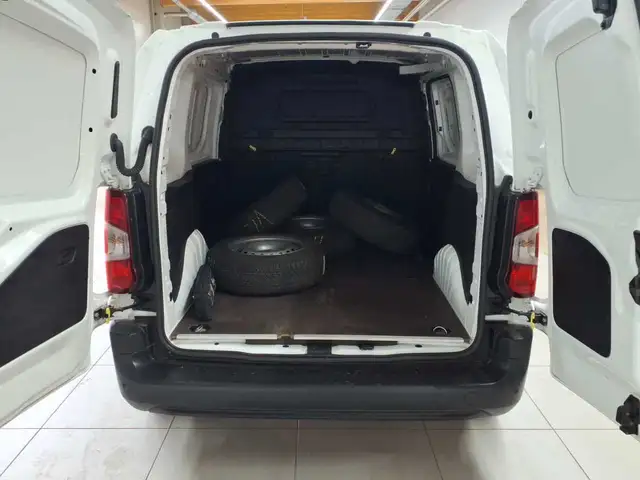 Opel Combo view 15