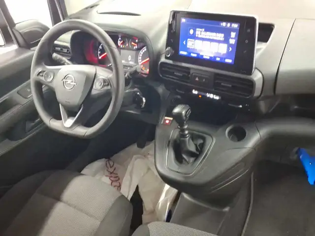 Opel Combo view 10