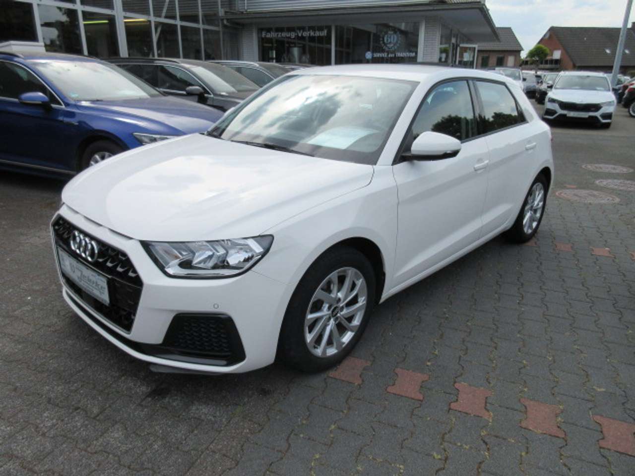 Audi A1 2022 — Sportback Advanced 1.0 TFS S tronic KLIMA KAMERA ALU APS SITZHZG GRA