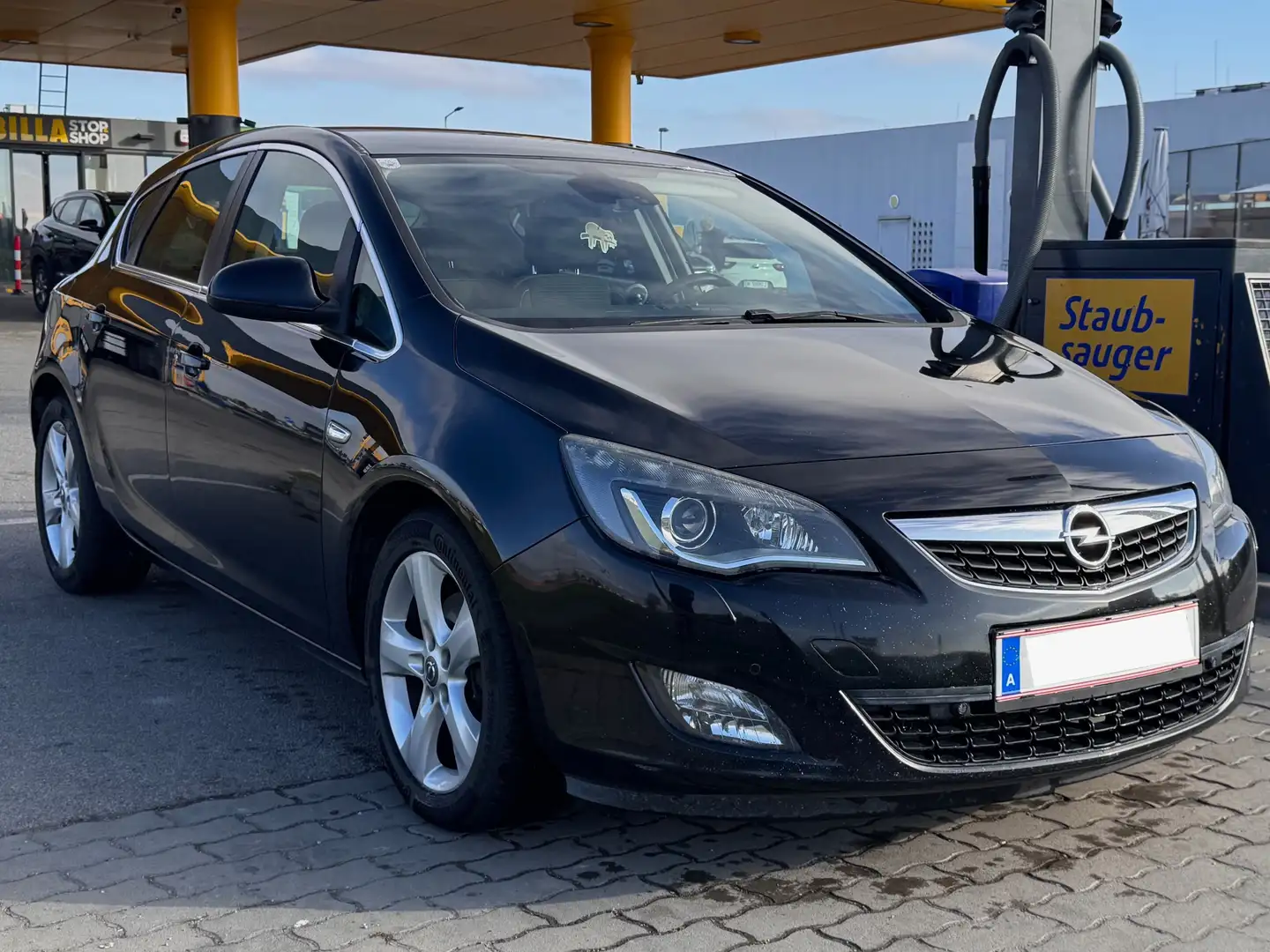 Opel Astra Astra 1,7 Ecotec CDTI Sport Sport Schwarz - 2