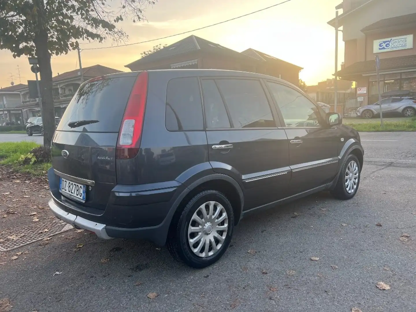 Ford Fusion UAV 1.6 16V 5p. Grigio - 2
