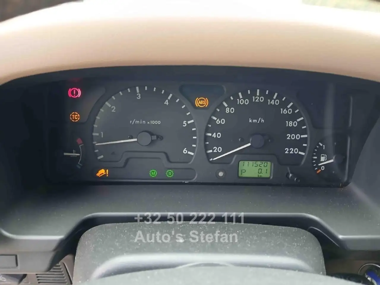 Land Rover Discovery 4.0i V8, foto 9