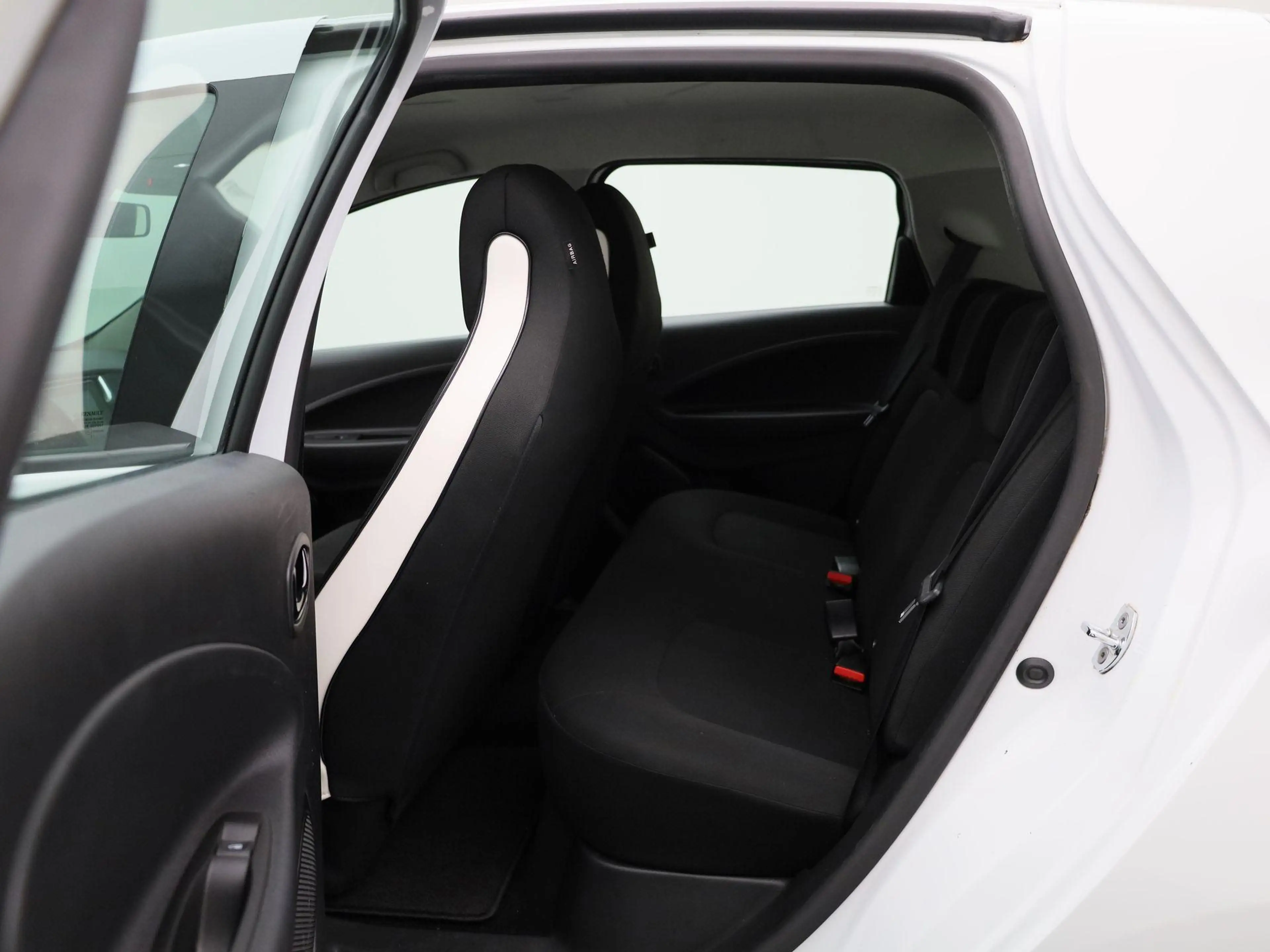 Renault ZOE R110 Life 52 kWh | Incl. Koopaccu | Full-Map Navig — photo 10