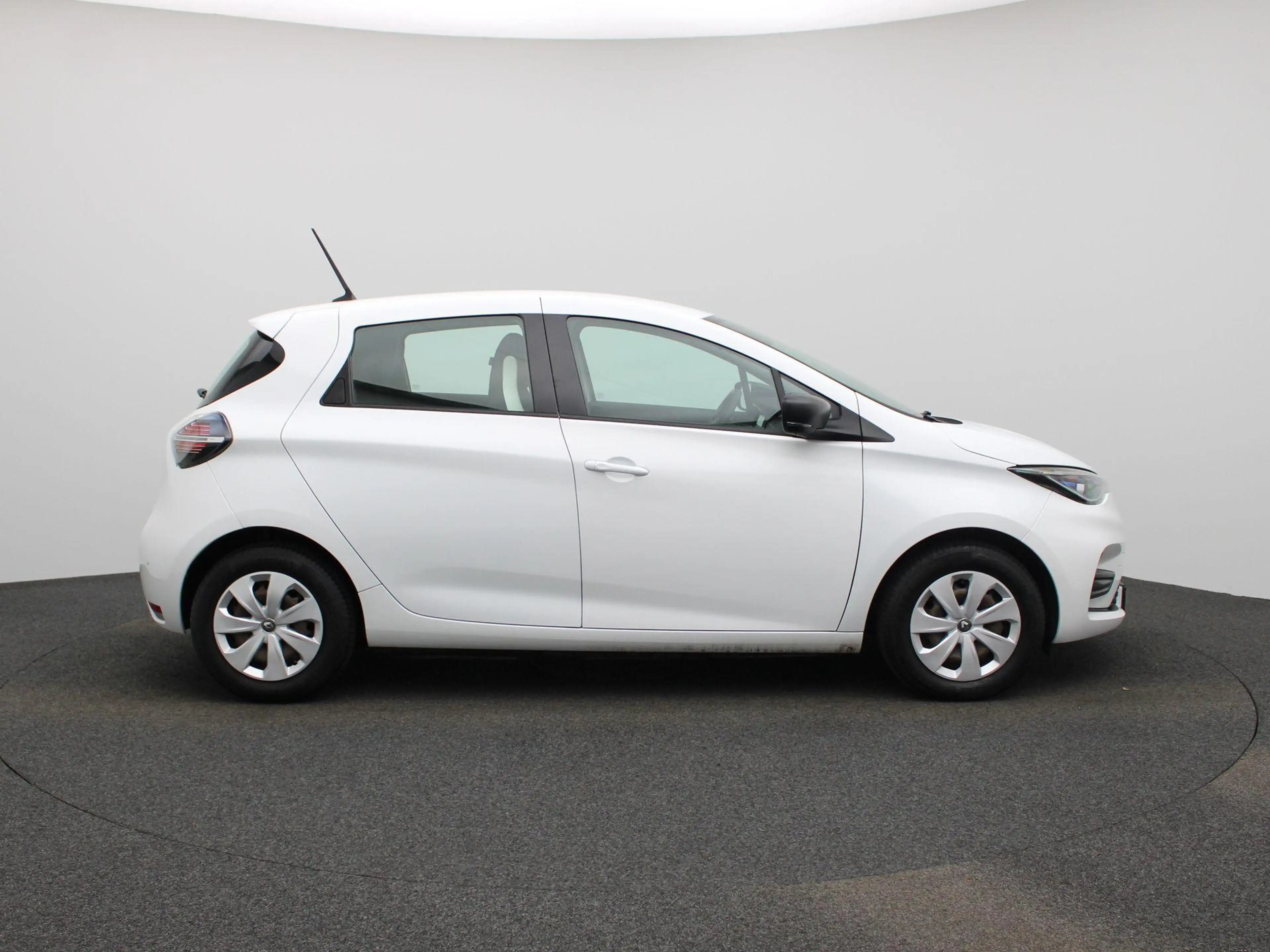 Renault ZOE R110 Life 52 kWh | Incl. Koopaccu | Full-Map Navig — photo 6