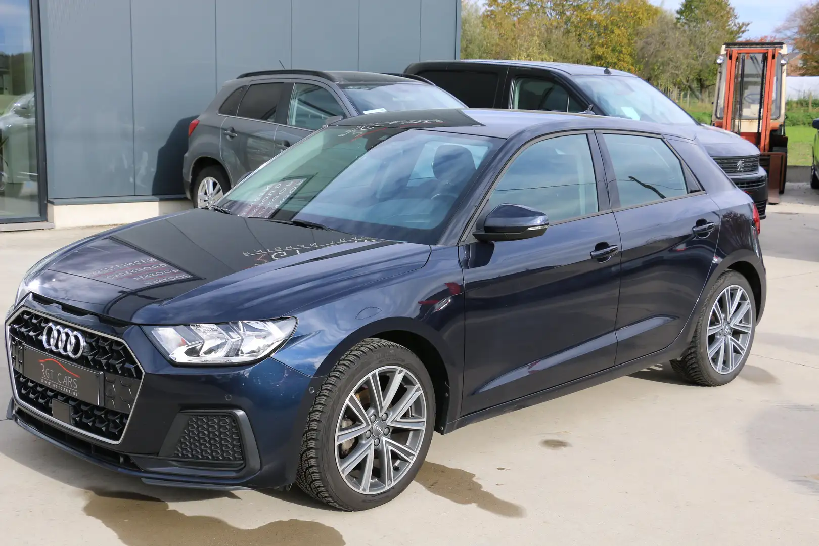 Audi A1 Sportback 35 TFSI S line +1 JAAR GARANTIE TRAXIO Zwart - 2