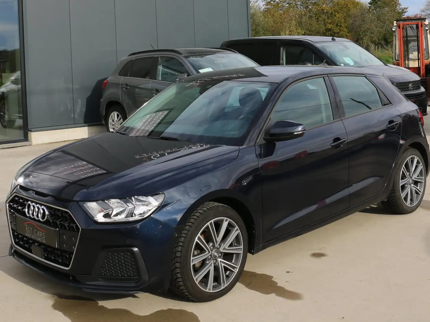Audi A1 Sportback 35 TFSI S line +1 JAAR GARANTIE TRAXIO Zwart - 1