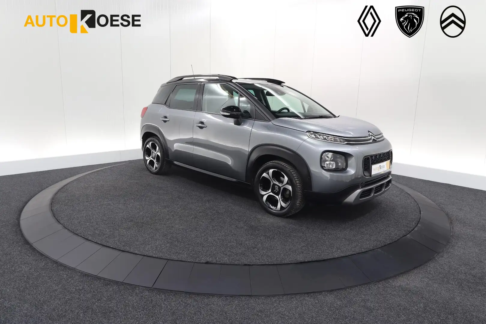 Citroen C3 Aircross PureTech 110 EAT6 Shine | Trekhaak | Panoramadak | Grijs - 1