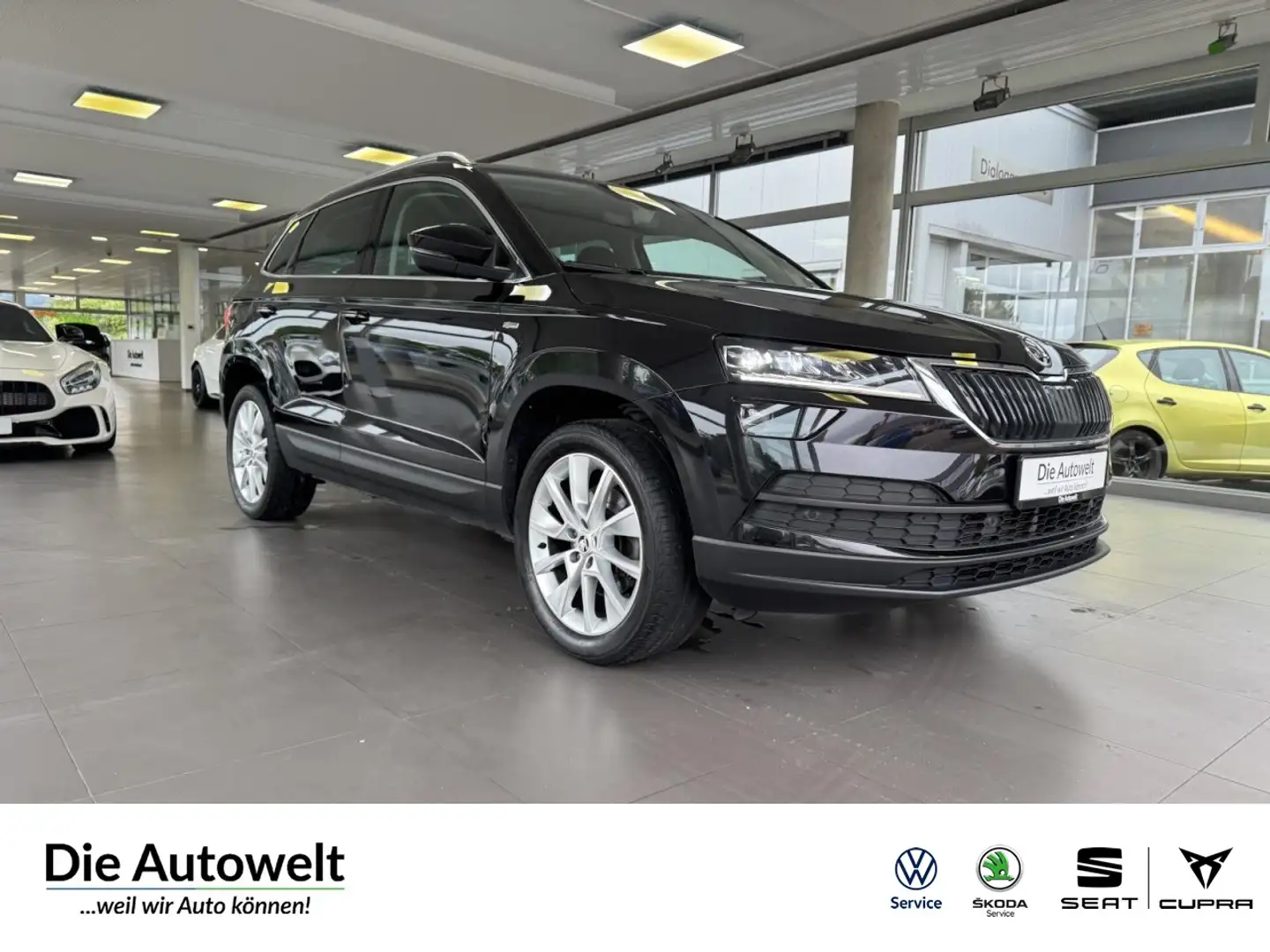Skoda Karoq Soleil 4x4 2.0 TDI DSG NAVI LED GRA AHK BT Schwarz - 1