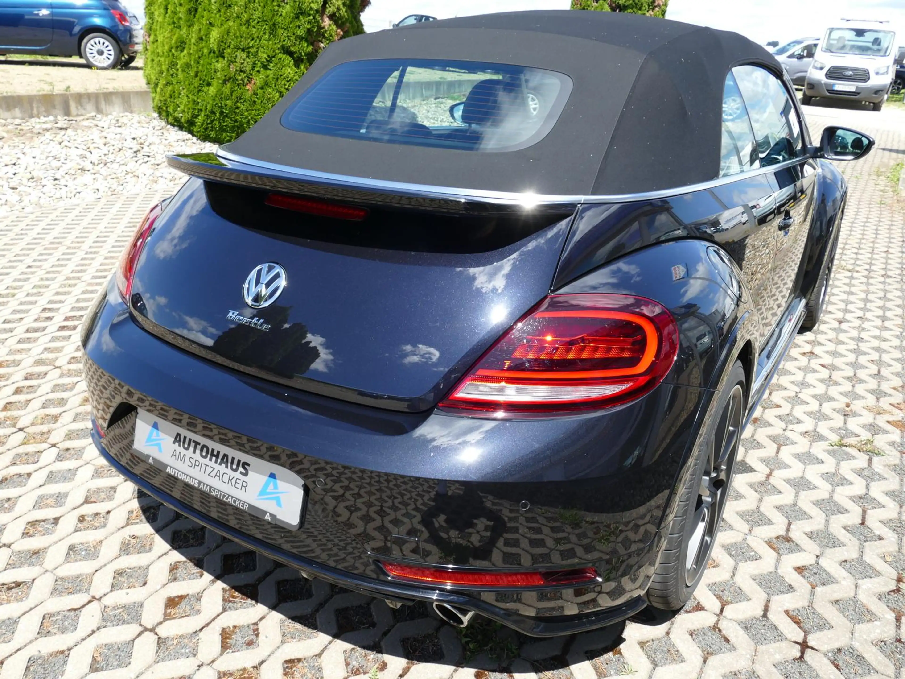 Volkswagen Beetle Cabrio R-Line Exclusive black ABT 19" — photo 12