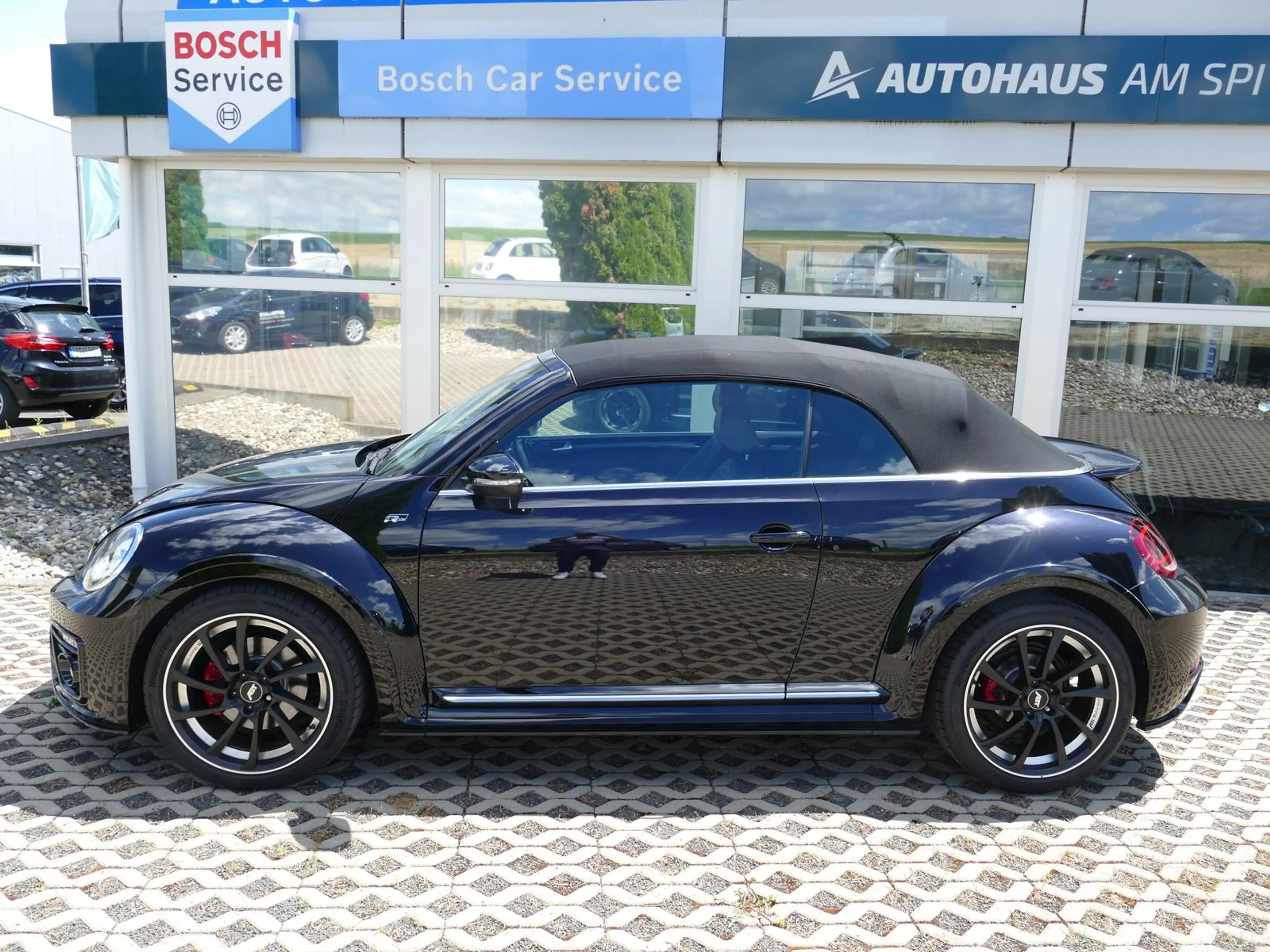 Volkswagen Beetle Cabrio R-Line Exclusive black ABT 19" — photo 3