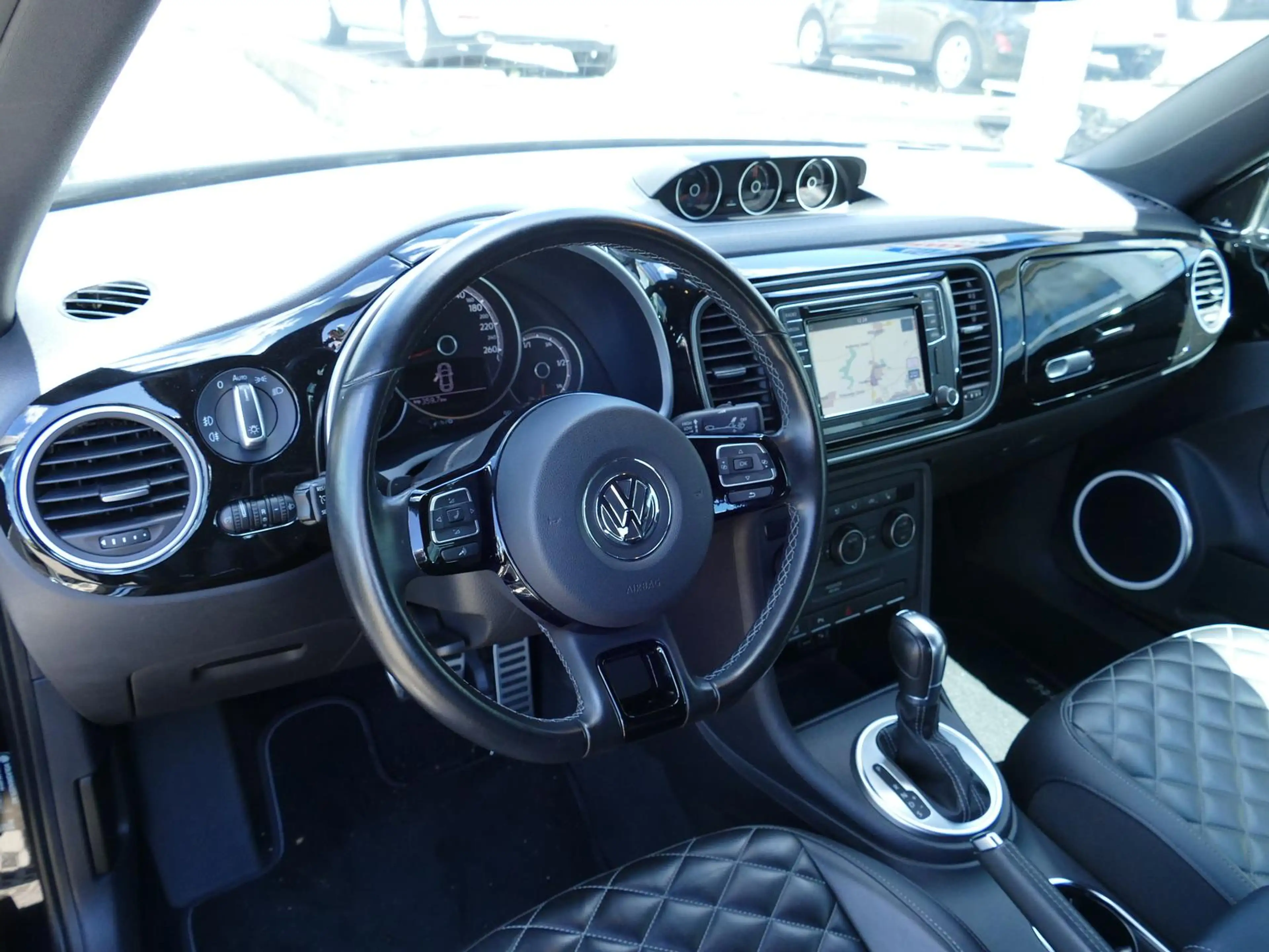 Volkswagen Beetle Cabrio R-Line Exclusive black ABT 19" — photo 13