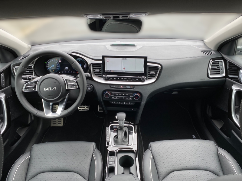 Kia Ceed SW / cee'd SW Platinum 1.6 PHEV Panodach *VOLLAUSSTATTUNG* Leder — photo 12