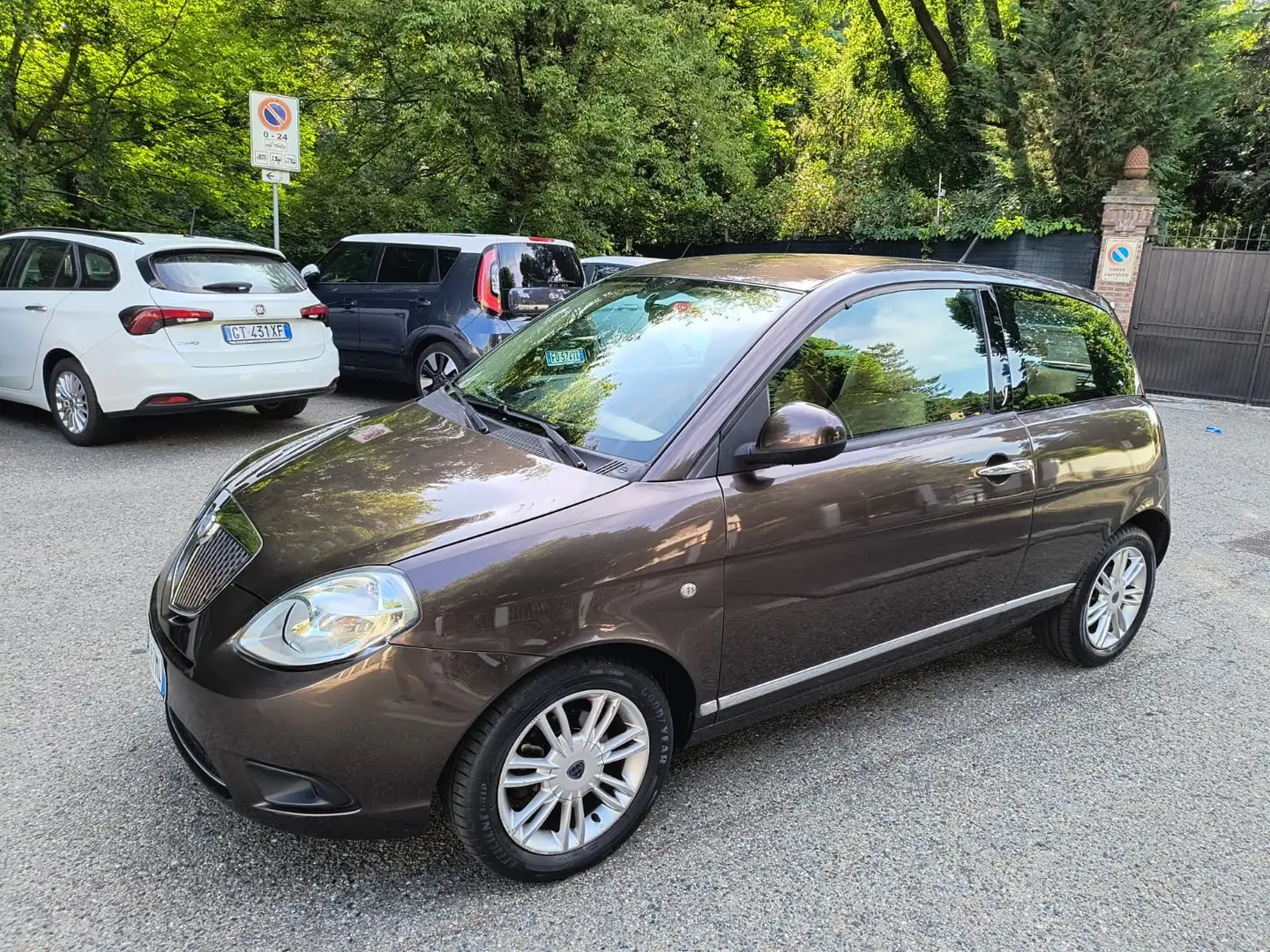 Lancia Ypsilon 1.4 Platino Cambio automatico solo 42000km!!! Brun - 2