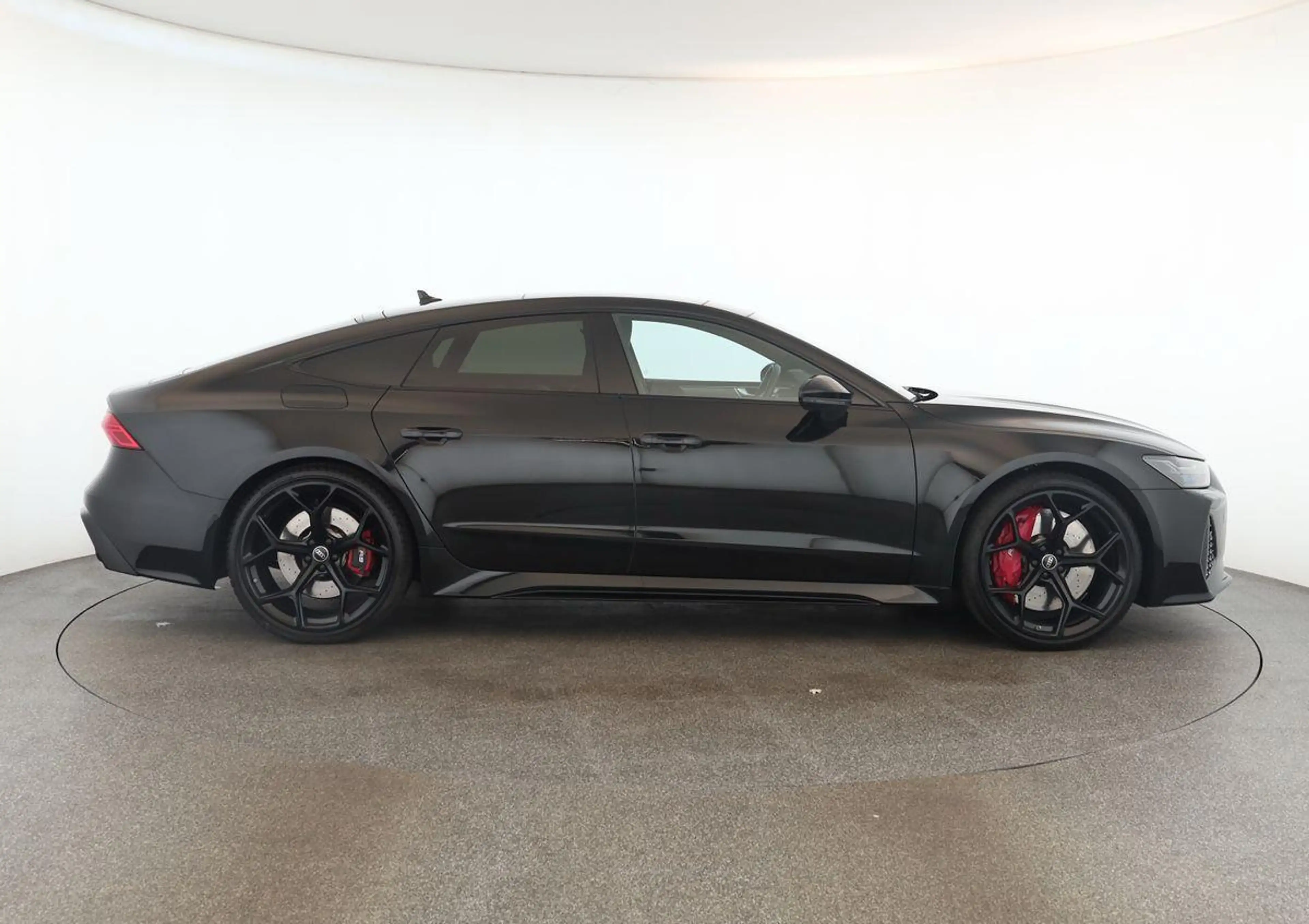 Audi RS7 Sportback performance Leder Laser Pano RS 22 — photo 4