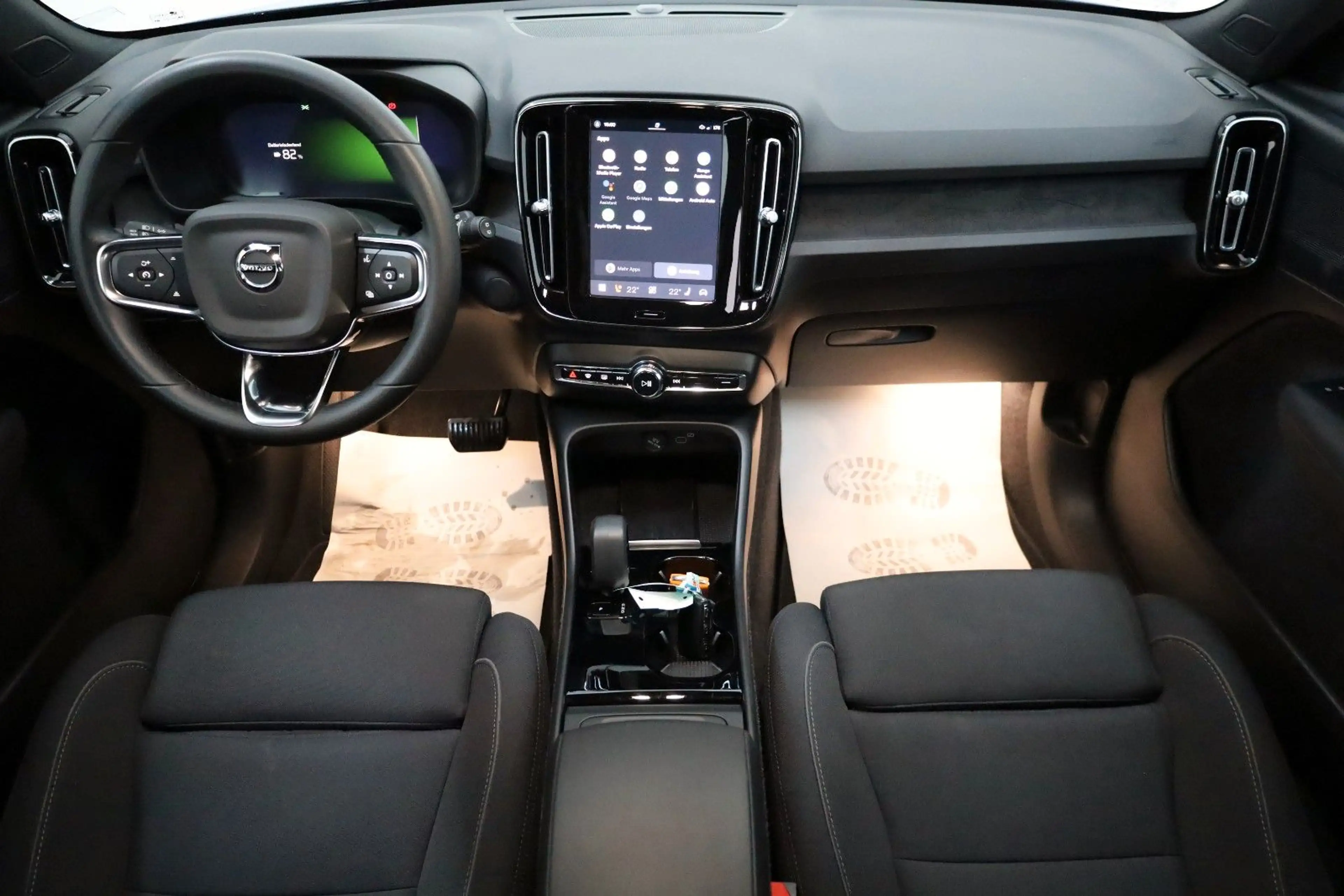 Volvo XC40 Plus Recharge Navi,SH,StandHZ,Kamera,ACC — photo 3