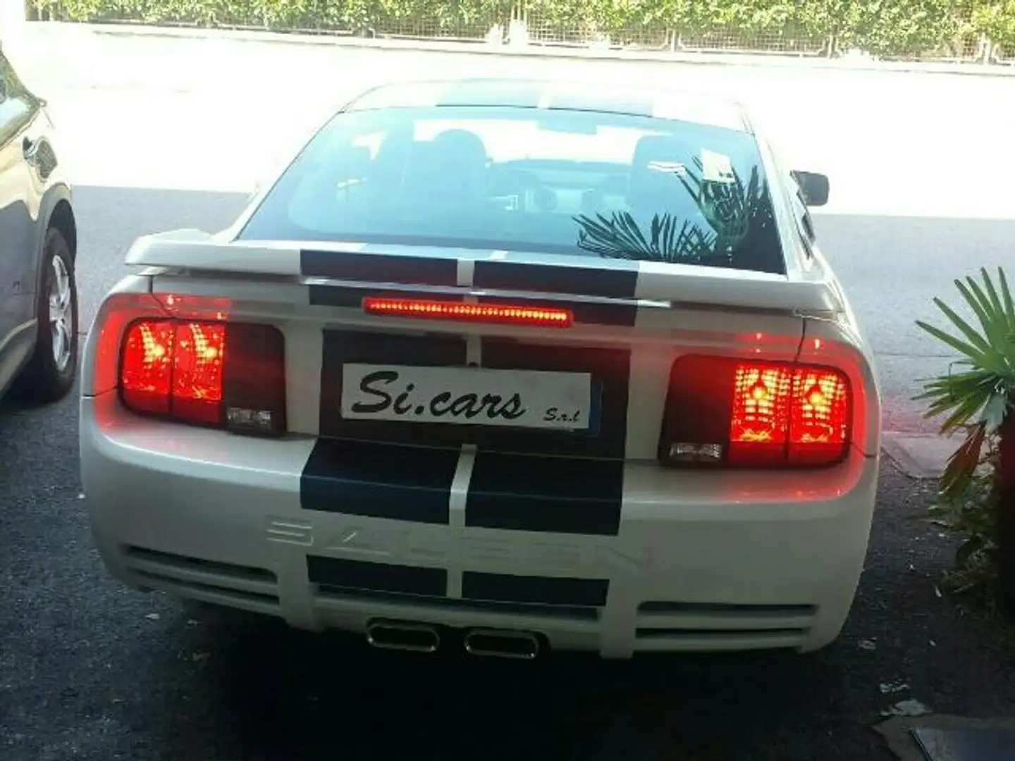 Ford Mustang saleen Bianco - 2
