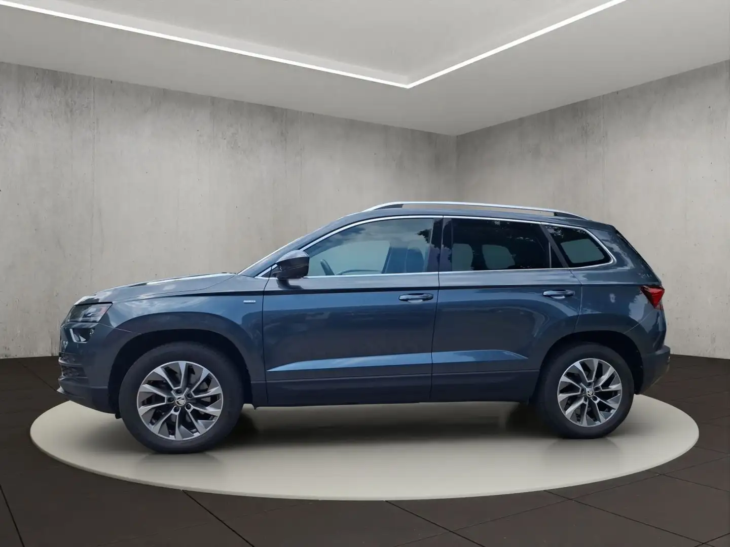 Skoda Karoq CLEVER Gris - 2