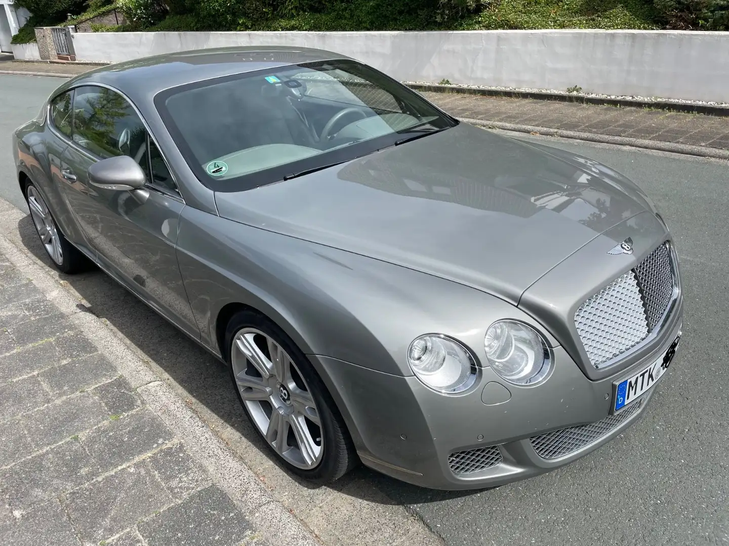 Bentley Continental GT Coupe W12 BRD Bentley Scheckheft Grau - 1