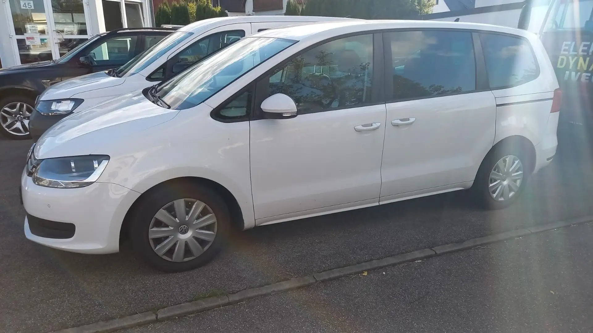 Volkswagen Sharan Trendline BMT *7 Sitze/ SHZ/PDC* Blanc - 2