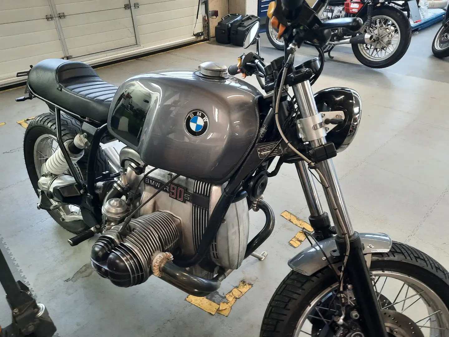 BMW R 80 Cafe Racer Grau - 2