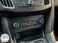 Ford Focus Lim. C&C *AUTOMATIK*NEU ZAHNRIEMEN+SERVICE Plateado - thumbnail 25