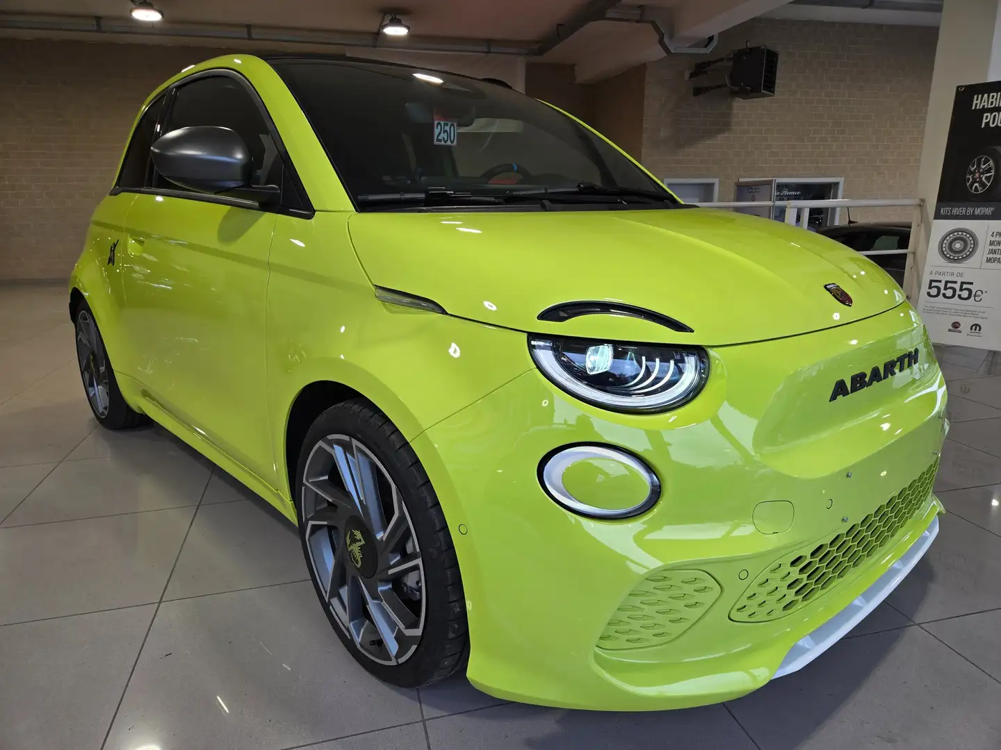 Abarth 500e e-500 CABRIO 42 kWh Turismo X 0KM SUMMER DEAL X Galben - 1
