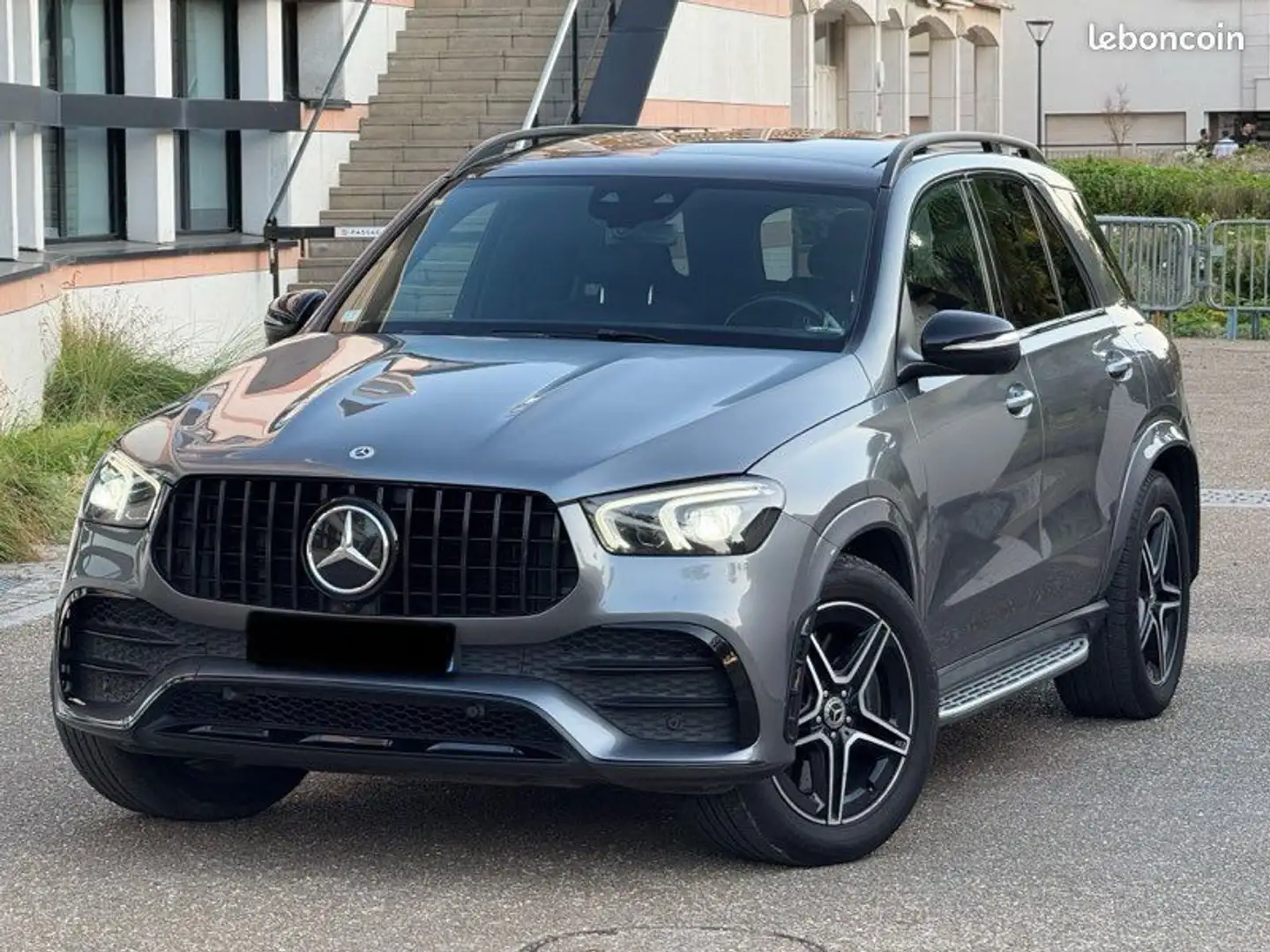 Mercedes-Benz GLE 350 Classe Mercedes 350de 4 Matic Amg Line 12-2022 Gris - 1