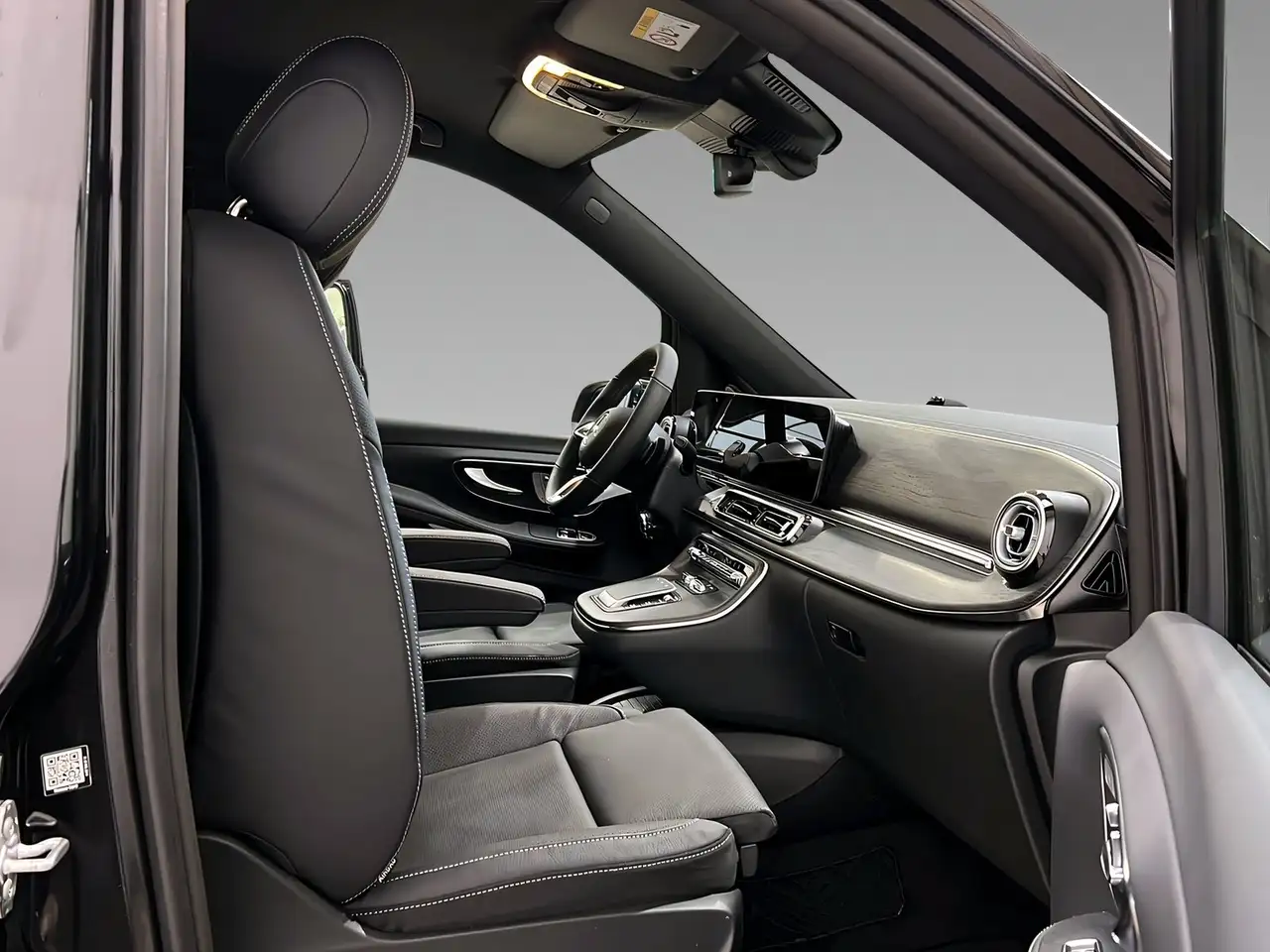 Mercedes-Benz V 300 4M d AVANTGARDE lang AMG+Pano+Burme+AHK 14