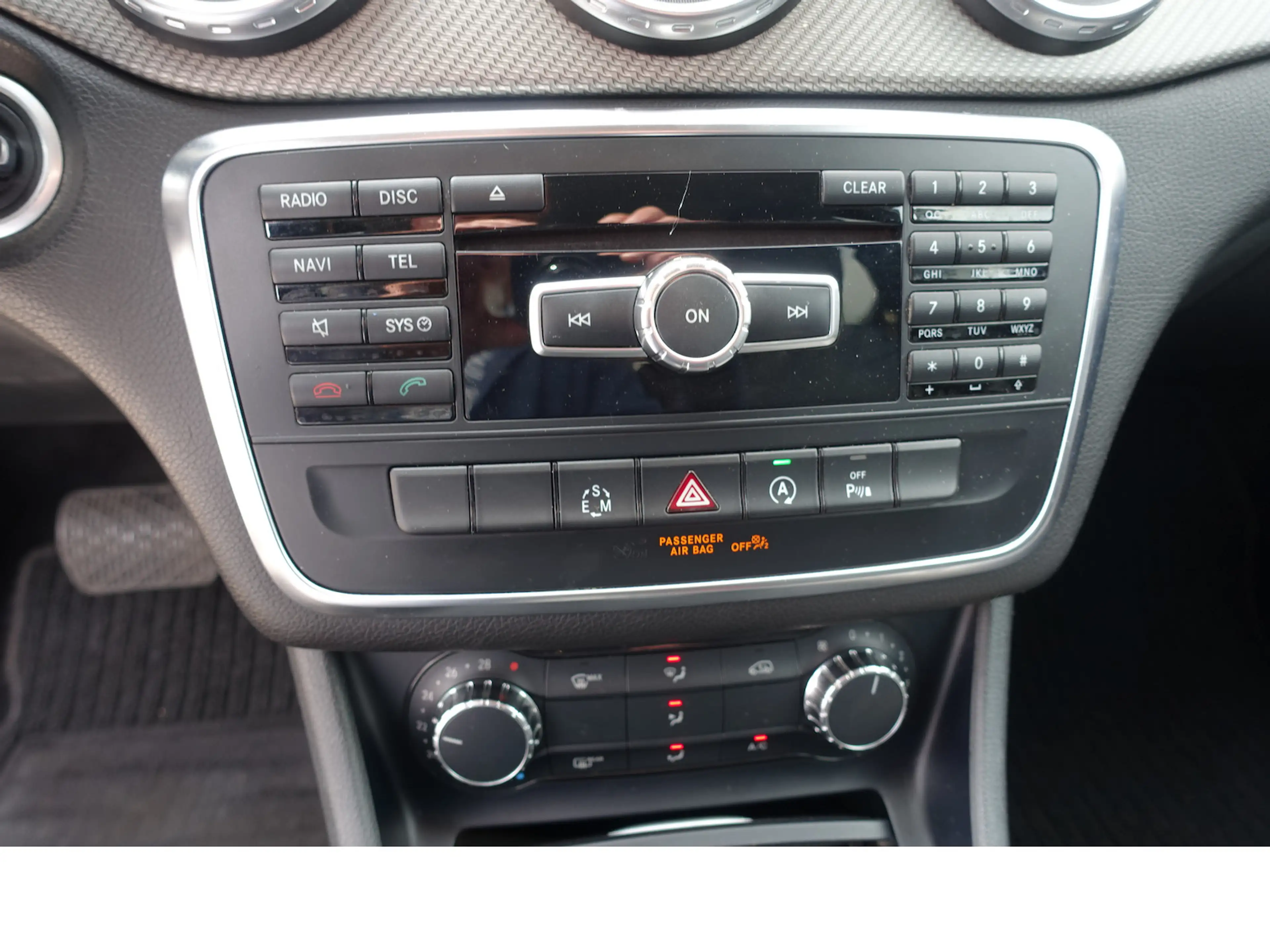Mercedes-Benz GLA 200 Navi Kamera PDC 8x Alu el. Heckklappe — photo 13