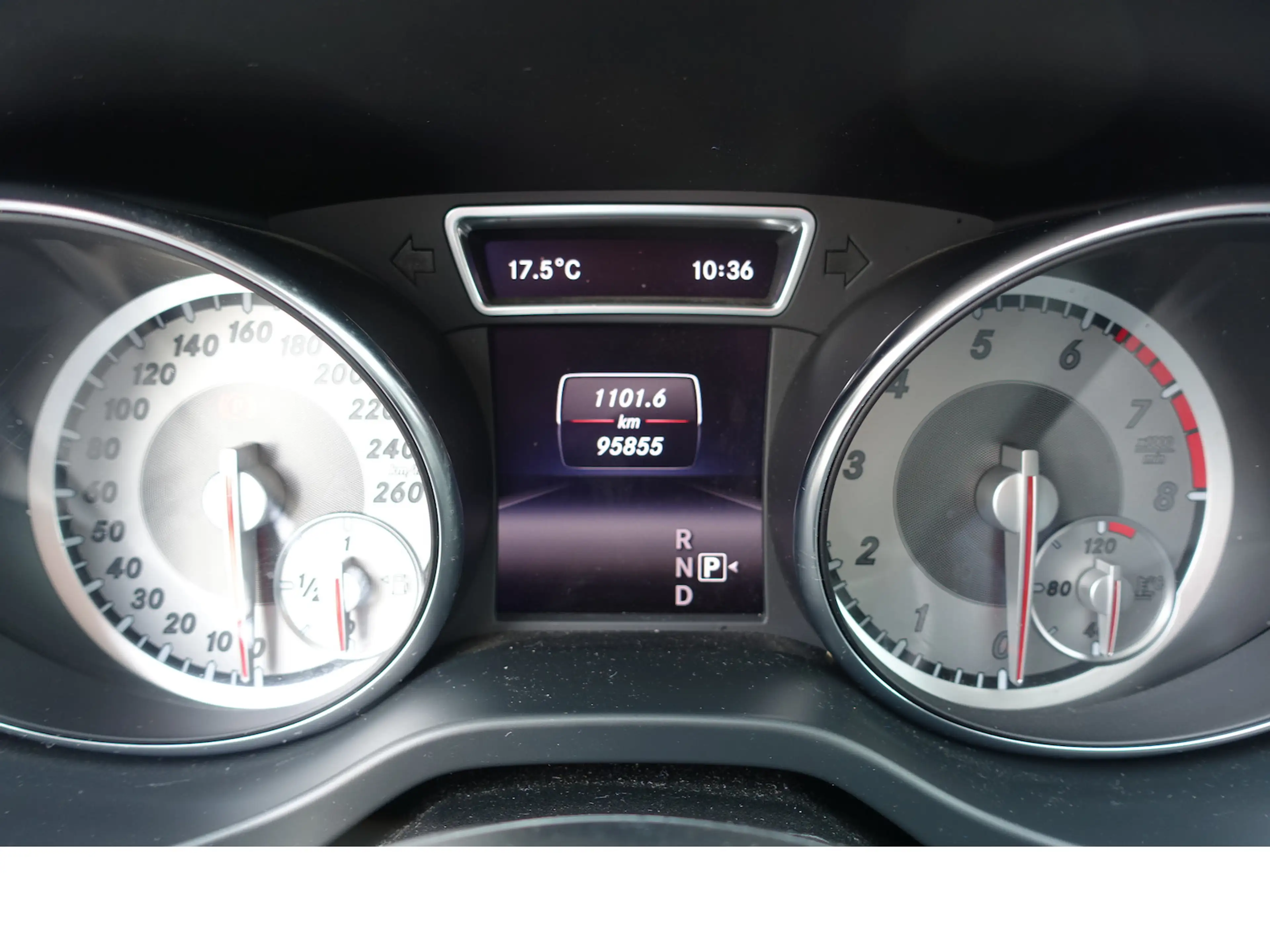 Mercedes-Benz GLA 200 Navi Kamera PDC 8x Alu el. Heckklappe — photo 11
