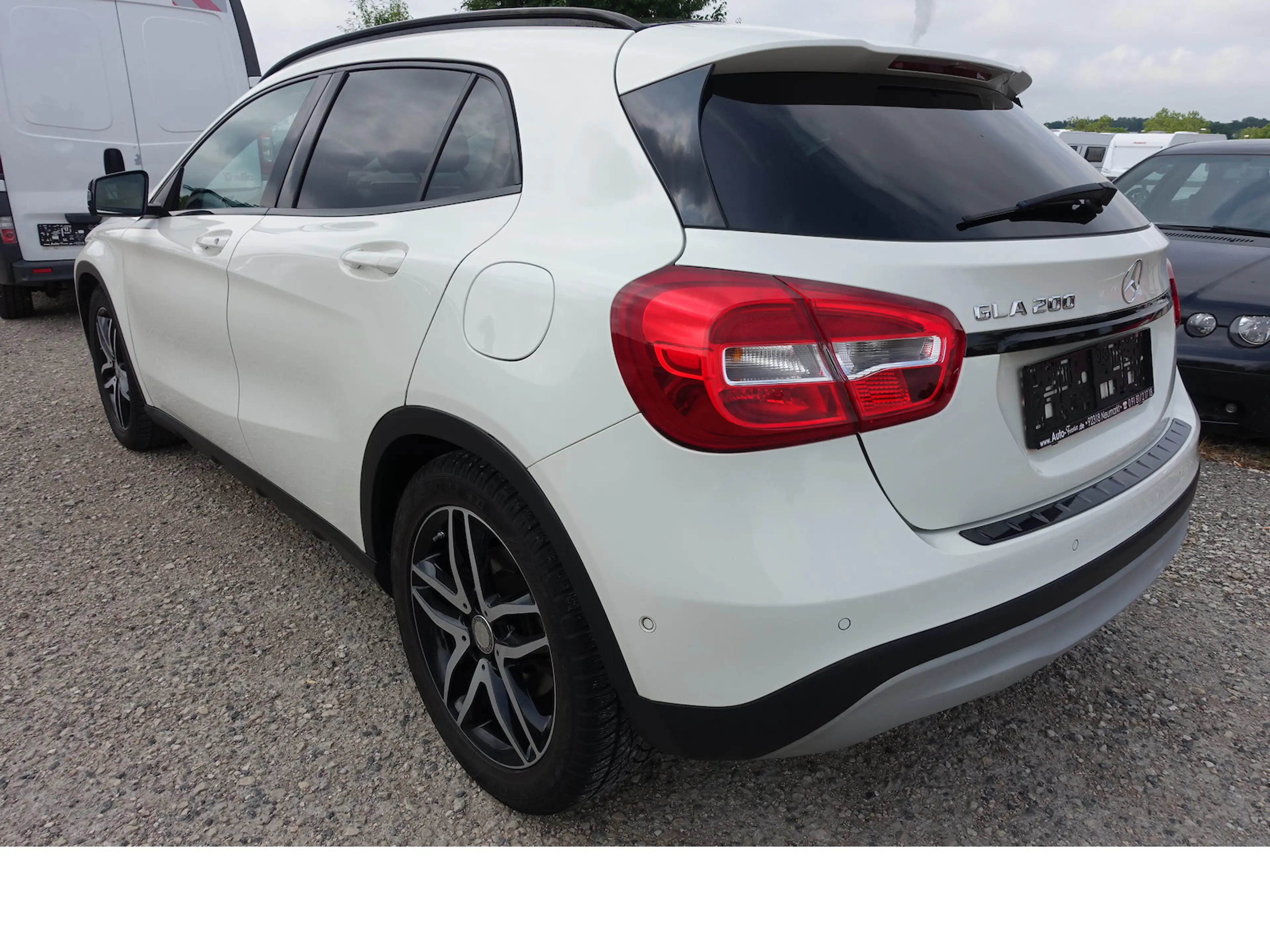 Mercedes-Benz GLA 200 Navi Kamera PDC 8x Alu el. Heckklappe — photo 6