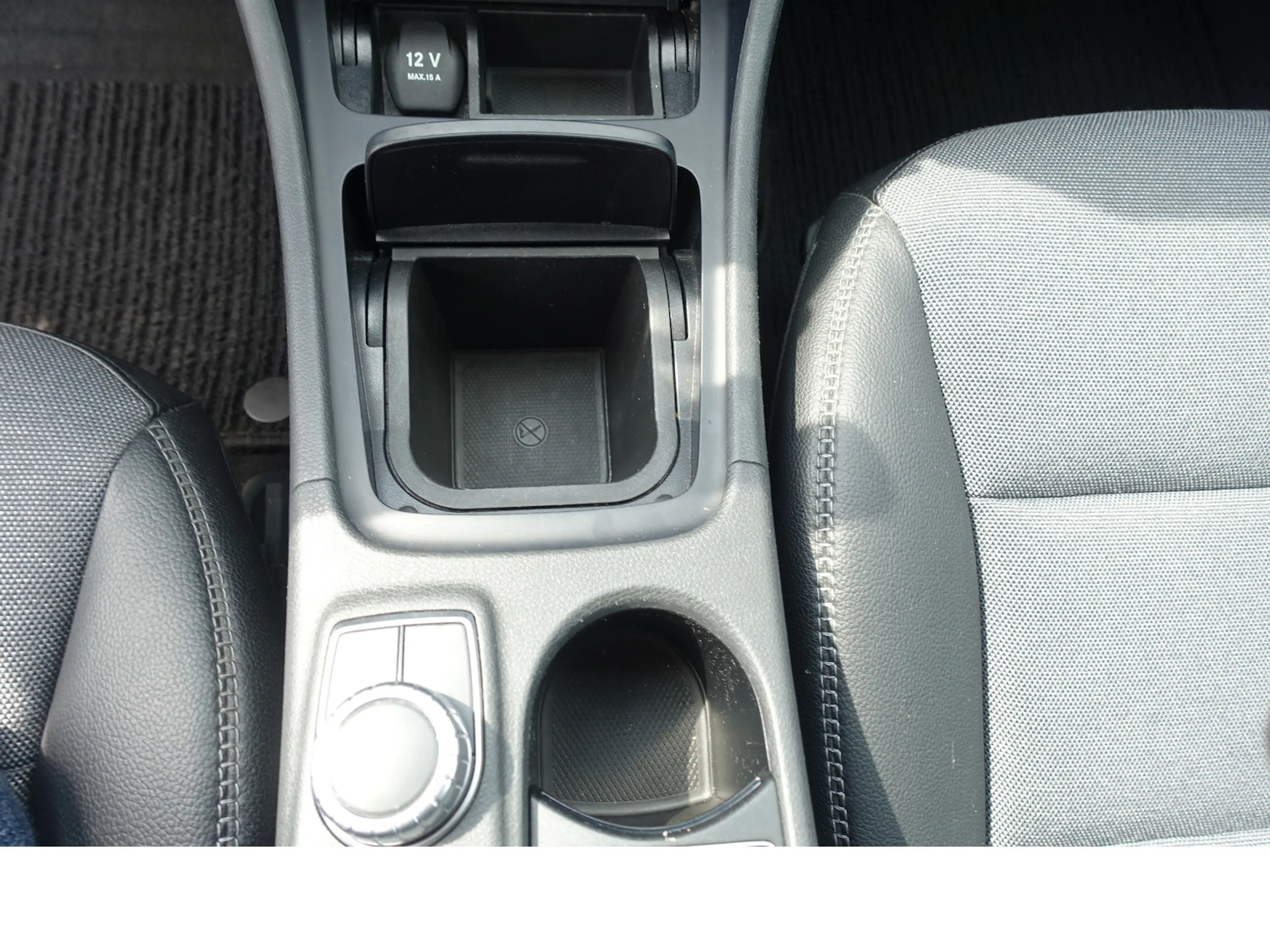 Mercedes-Benz GLA 200 Navi Kamera PDC 8x Alu el. Heckklappe — photo 14