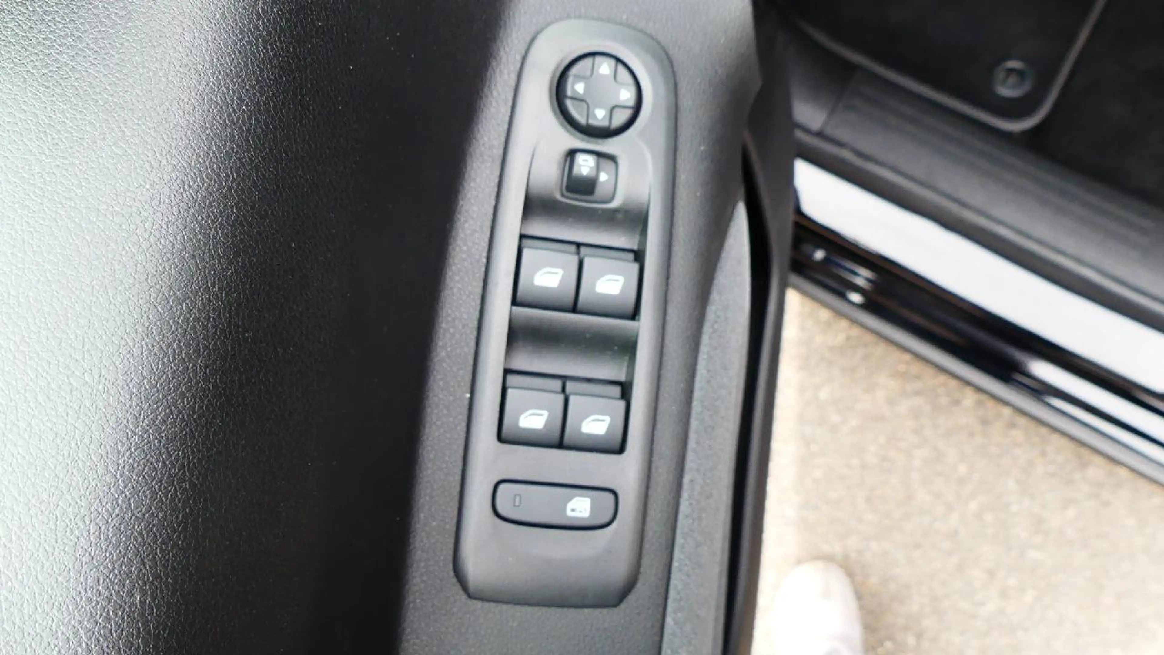 Peugeot Rifter Peugeot Rifter L2 GT 1,5l HDI Paravan Umbau — photo 6
