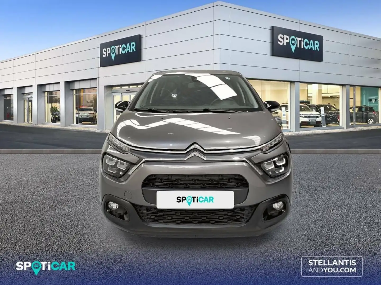 Citroen C3 PureTech 81KW (110CV) Max Grijs - 2
