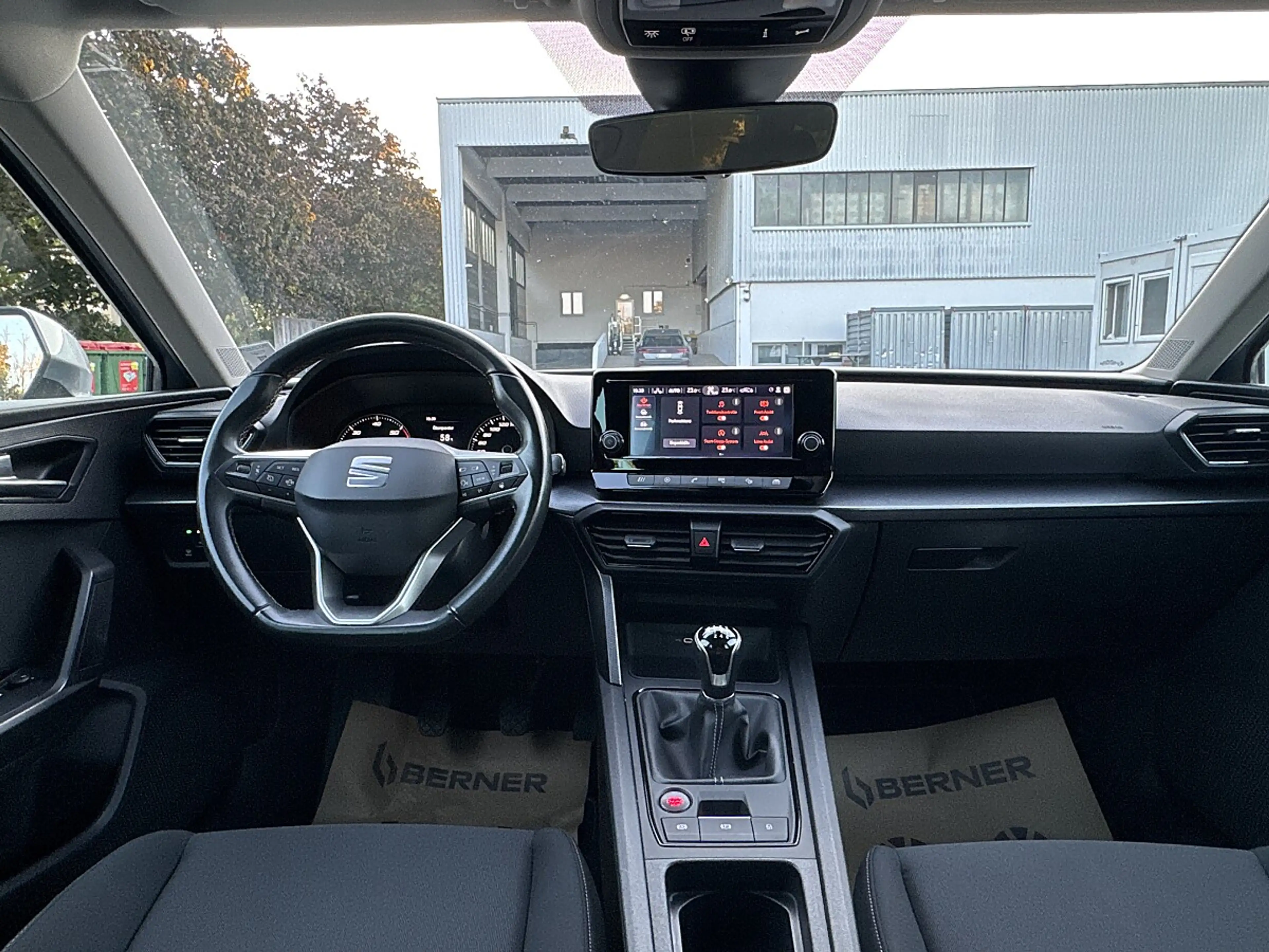 SEAT Leon SP Style 2,0 TDI / 1BESITZ / WINTER PAKET / DRI... — photo 12