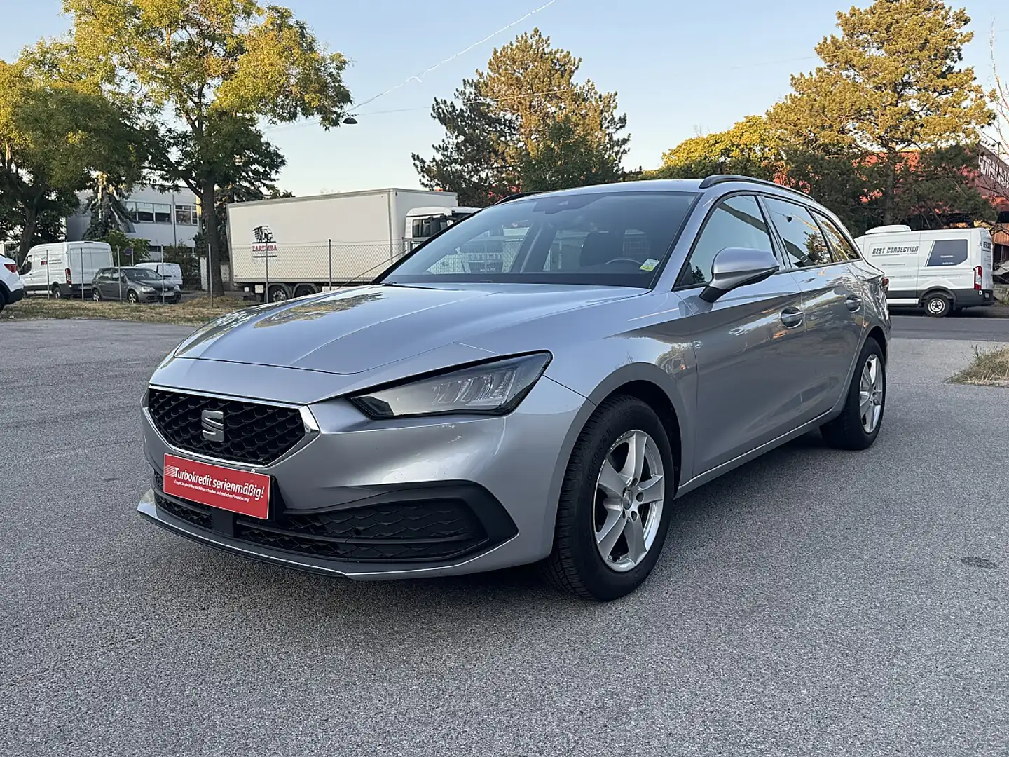 SEAT Leon SP Style 2,0 TDI / 1BESITZ / WINTER PAKET / DRI... Silber - 1