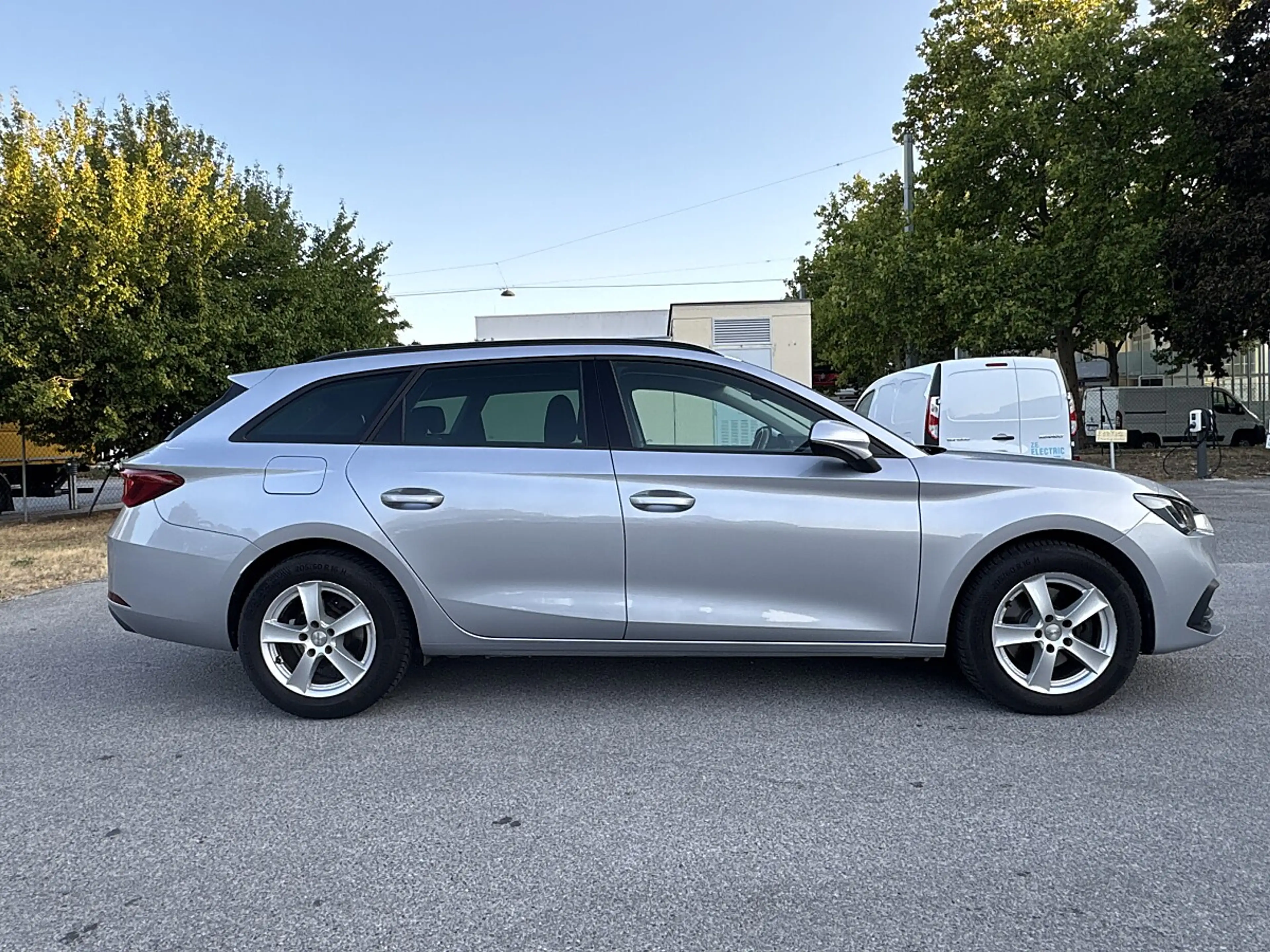 SEAT Leon SP Style 2,0 TDI / 1BESITZ / WINTER PAKET / DRI... — photo 7