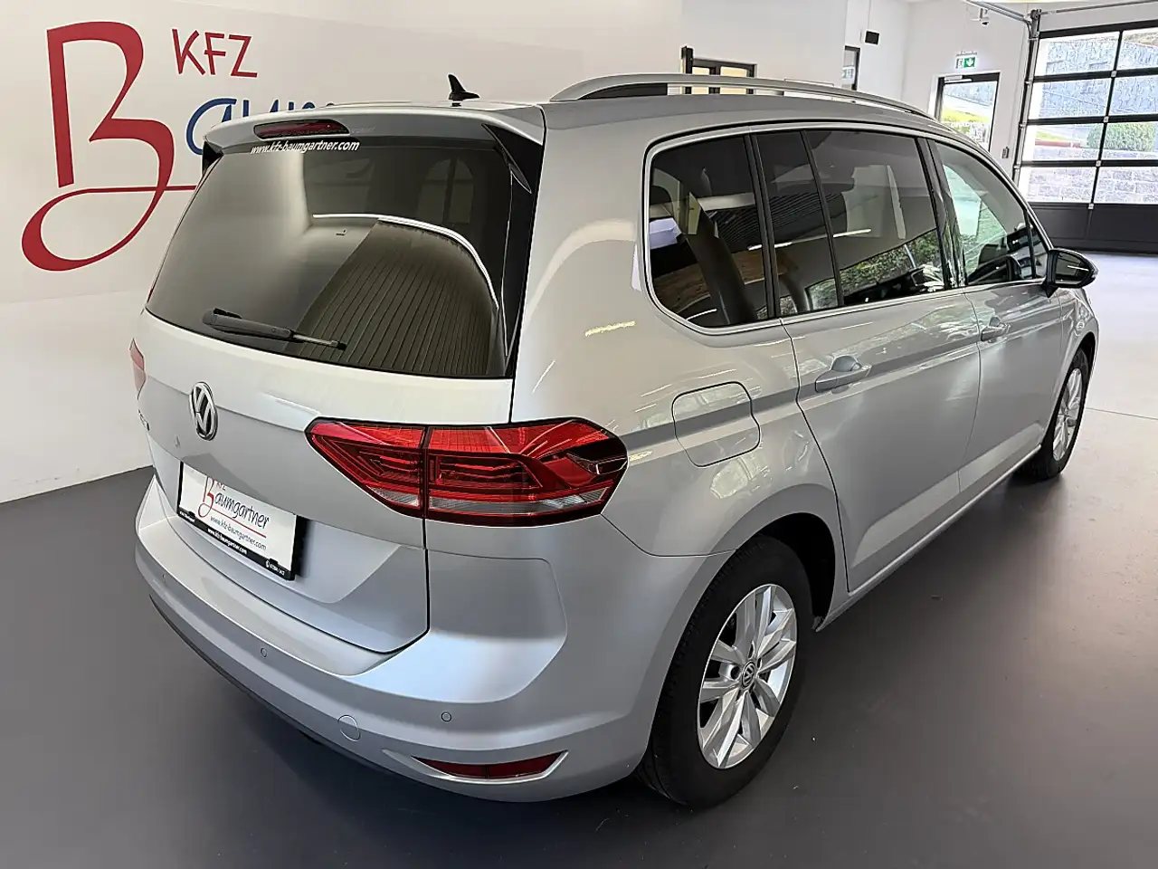 2019 Volkswagen Touran Highline 1,6TDI DSG *LED*NAVI*ACC*PANO*Sitzheiz..., photograph 4