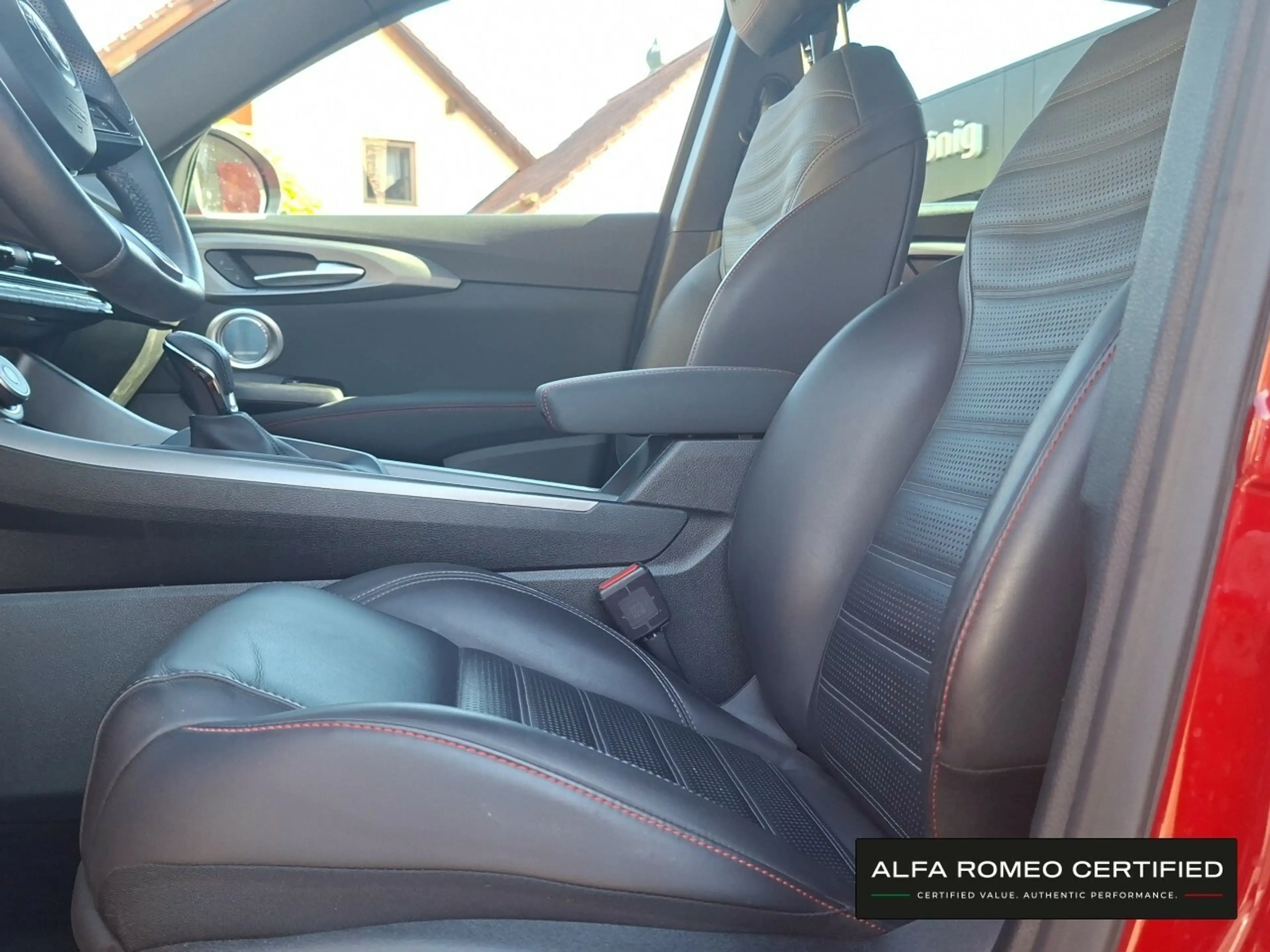 Alfa Romeo Tonale Tributo Italiano 1.5 VGT MildHybrid — photo 11